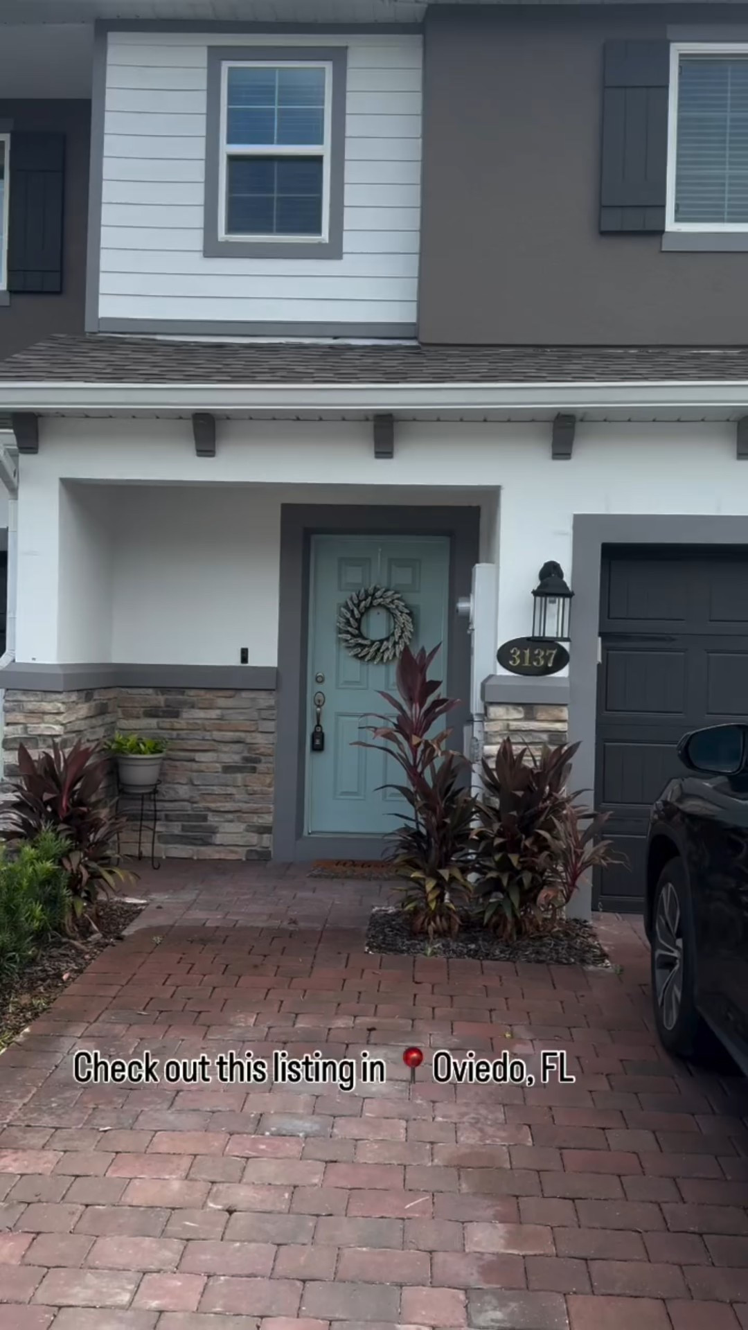 🚨 Check out this gorgeous new listing 😍✨
.
📍 Located in Oveido, FL
.
🛌 3 Bedrooms
.
🛁 2.5 Bathrooms 
.
📐 1,569 Sq Ft
.
🚗 1 Car Garage
.
💰 $425k
.
✨ Open Kitchen/Living Area, Private back patio with NO REAR NEIGHBORS!! 
.
🐕 Community Dog Park
.
🙋🏻‍♀️ Message me for address and to book a tour! 
.
Listed by @mausburn77 & @listwithluana @orangesliceproperties 
.
#oveido #florida #movetoflorida #townhouse #justlisted #luxuryliving #orlando