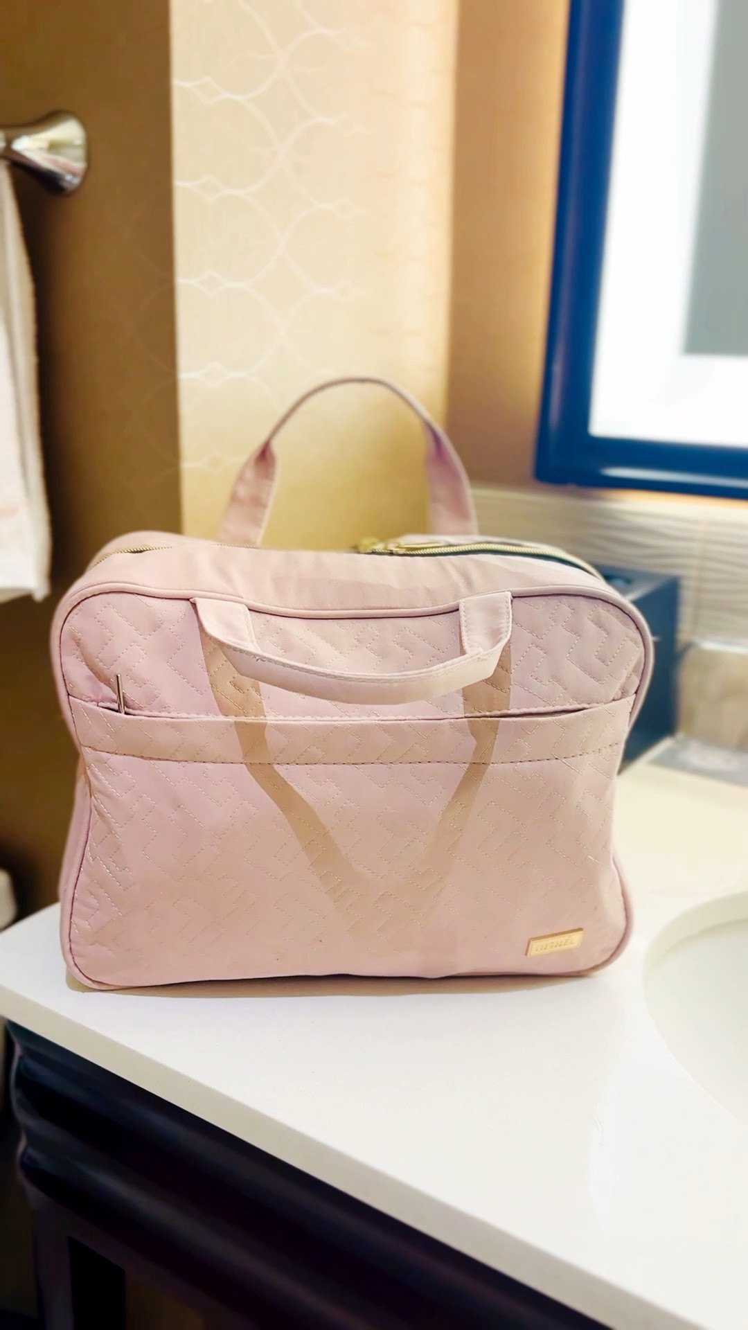 Best selling Travel Toiletries Bag! 

#LTKVideo #LTKTravel #LTKItBag