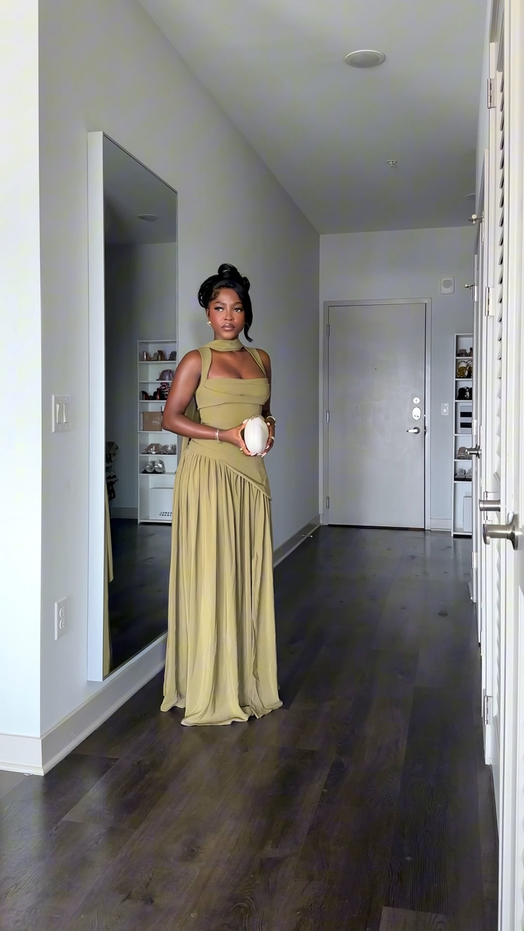 tullulah maxi dress in deep olive
wearing xs


#LTKOver40 #LTKSeasonal #LTKWedding