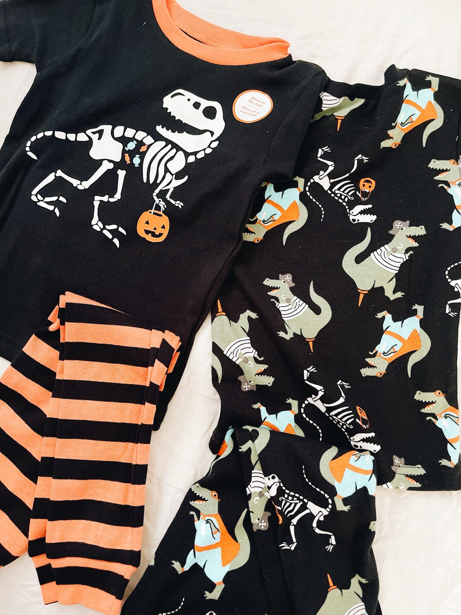 Dinosaur Halloween PJ’s

#LTKSeasonal #LTKFindsUnder50 #LTKKids