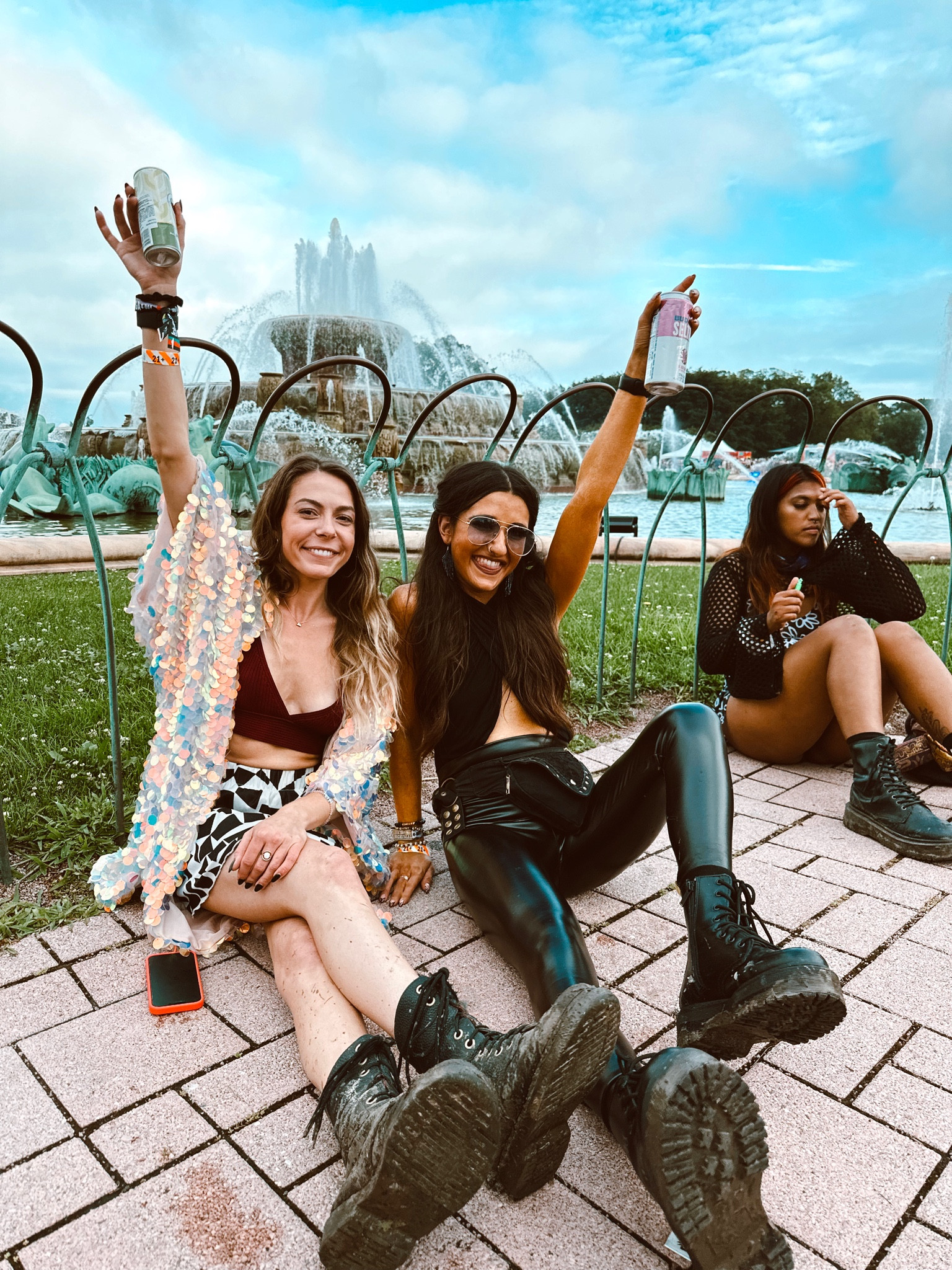 Lollapalooza day 3!

#LTKover40 #LTKSale #LTKunder100