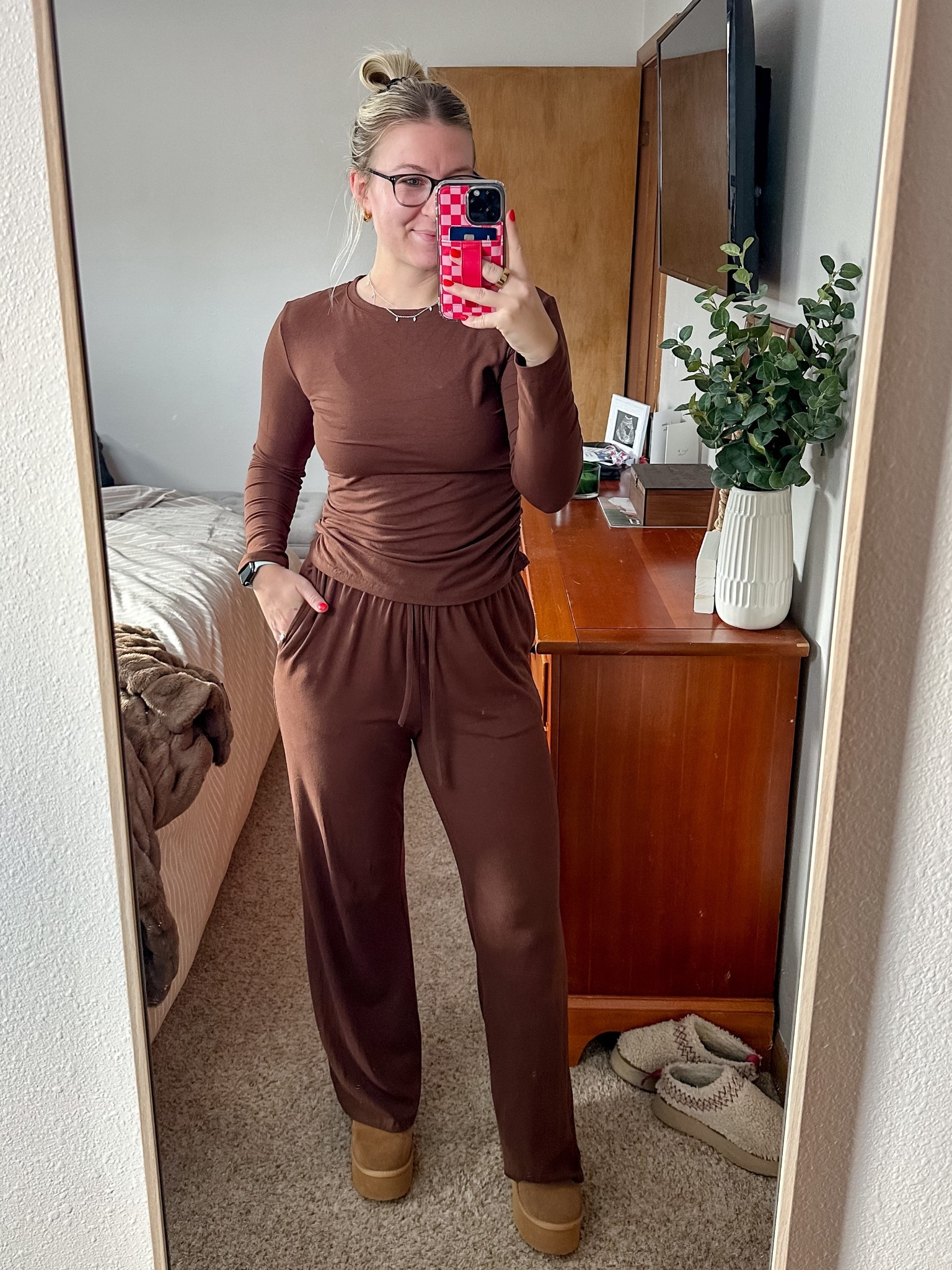 The comfiest lounge wear — comes in longs !! BRB grabbing more colors now !!! 

#LTKFindsUnder50 #LTKStyleTip #LTKGiftGuide