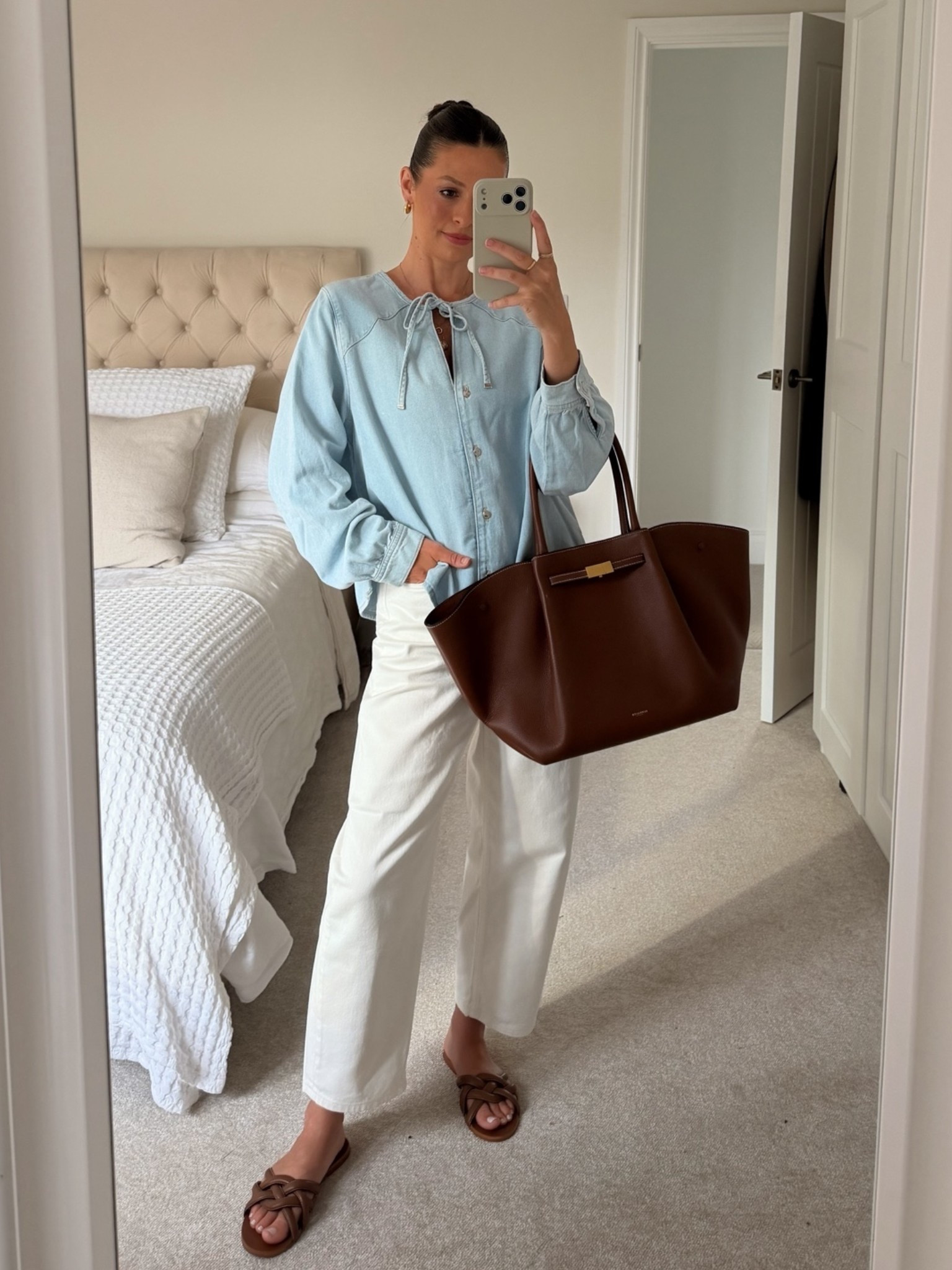 Zara sale picks 
Denim shirt size small
White jeans size 8