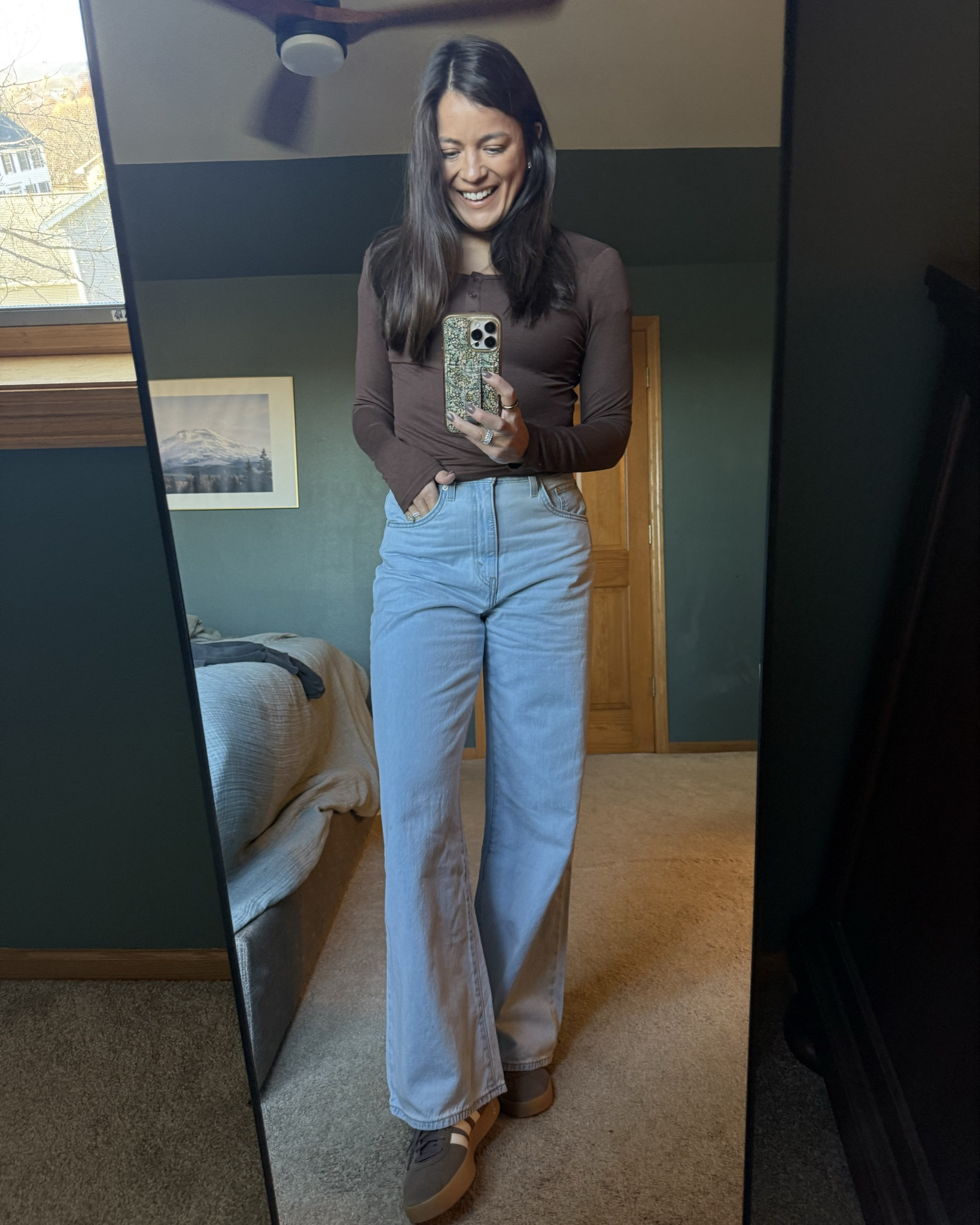 New jeans alert 🚨 

I got my TTS in these Levi cinch waist. Great to be able to adjust the waist! Top is my favorite layering top - feels high end up super affordable! 

#LTKFindsUnder50 #LTKSaleAlert #LTKStyleTip