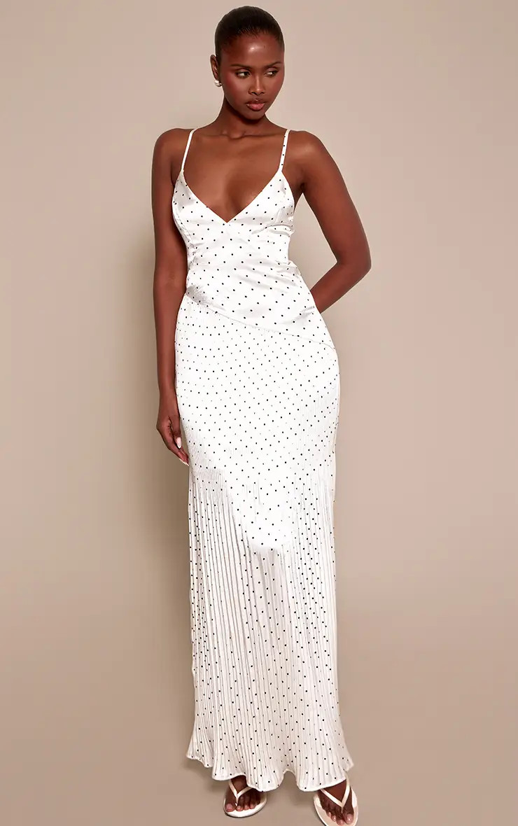 White Polka Dot V Neck Maxi Dress | PrettyLittleThing UK