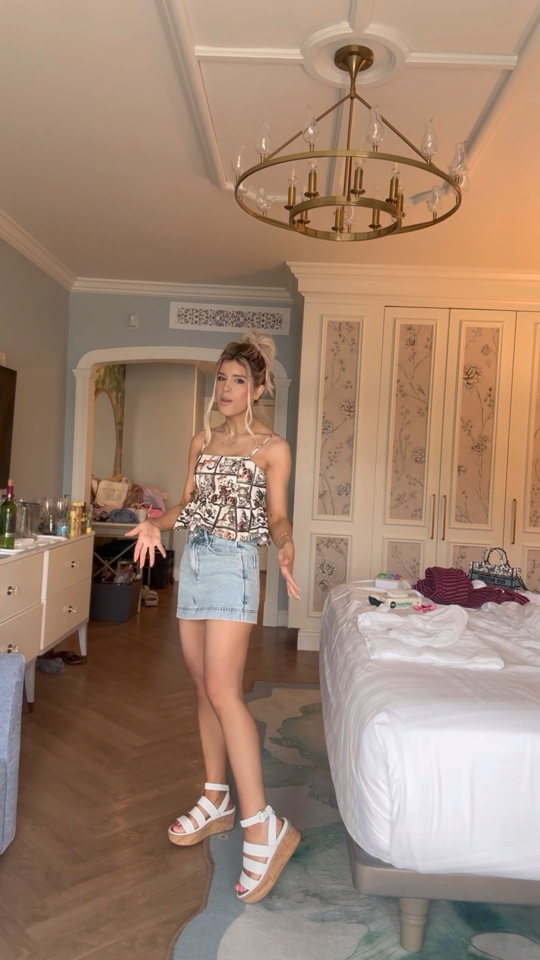 Disney day 2 fit! 

#LTKWatchNow #LTKFindsUnder50 #LTKSeasonal