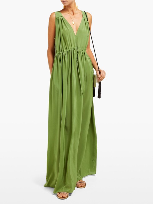 PERFECT MAXI DRESSES FOR SUMMER — Spirited Pursuit
