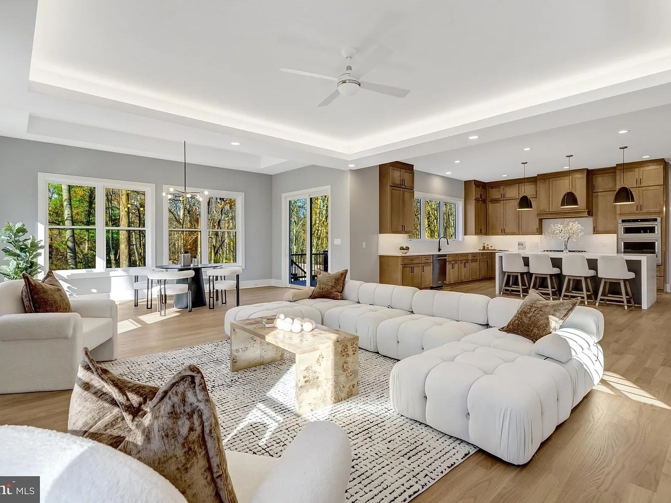 George Oliver Round Dining table variation is on Sale! 

#LTKHome #LTKdayinmylife #LTKSeasonal