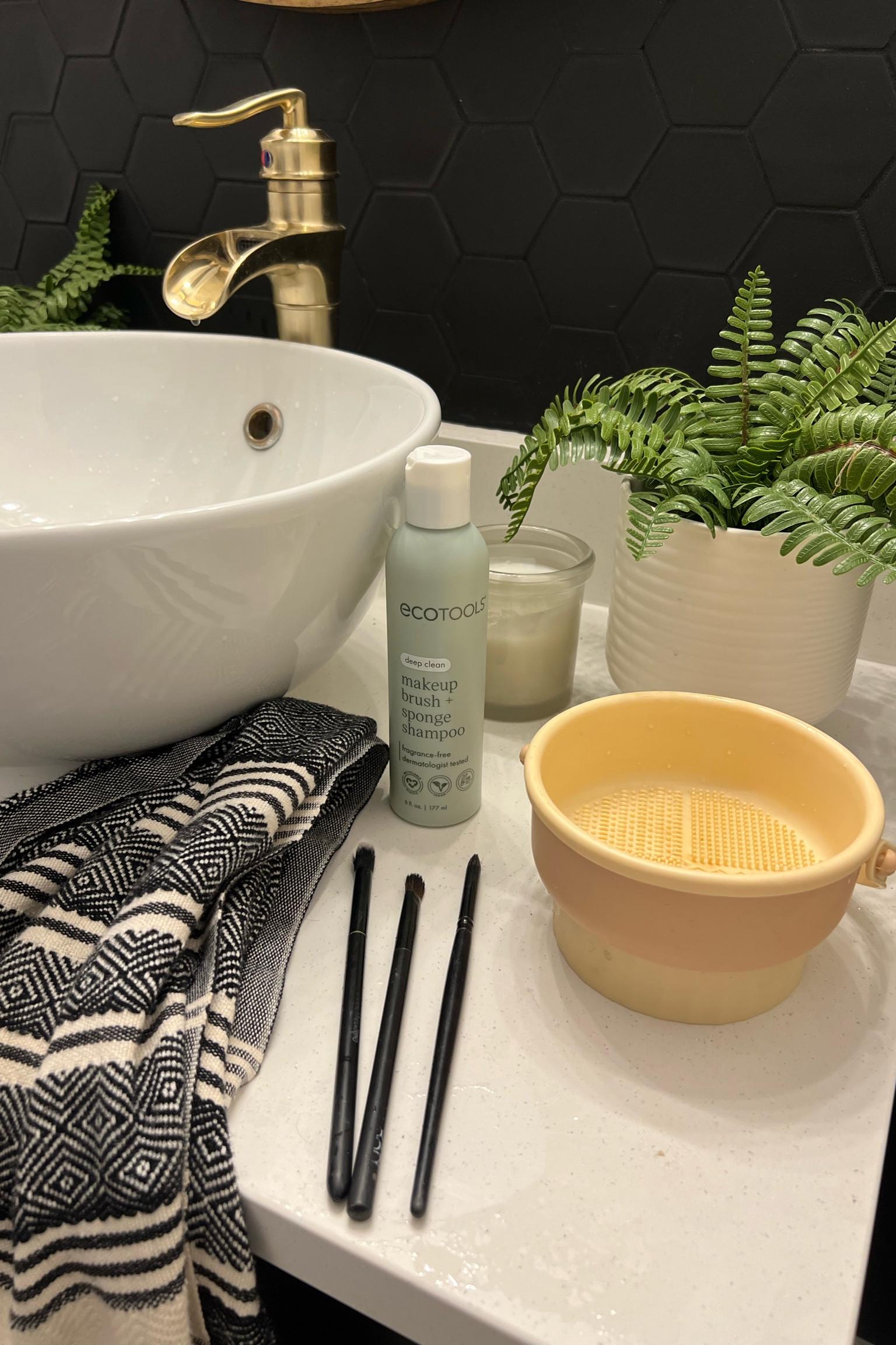 Love this combo for cleaning my makeup bridges.. silicone bowl and brush shampoo. Effective and so easy! 
Amazon finds, Walmart finds, beauty tools

#LTKBeauty #LTKxWalmart