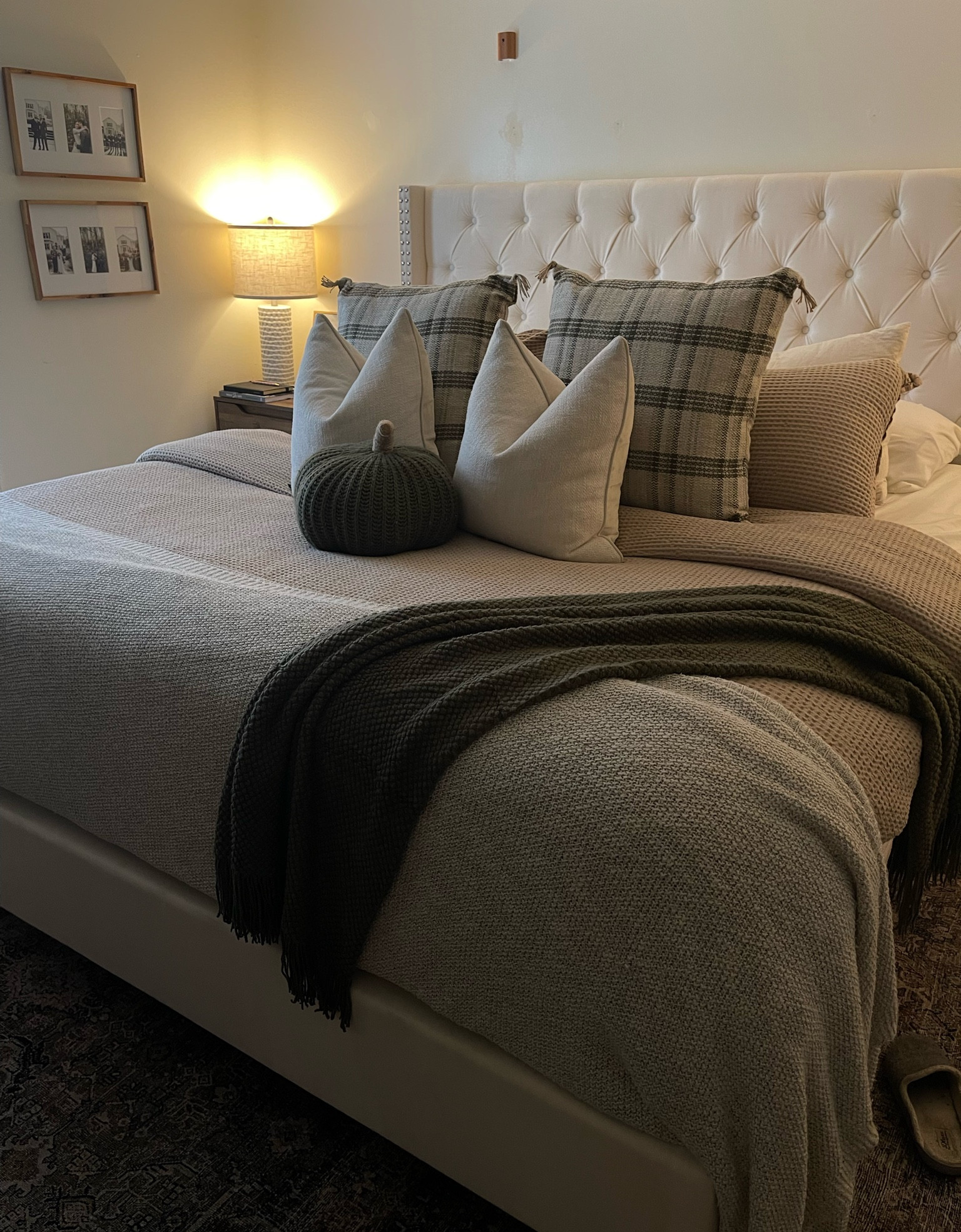 Fall bedding 

Fall bedroom | fall pillows | fall decor | fall home style 

#LTKHoliday #LTKhome #LTKfindsunder50