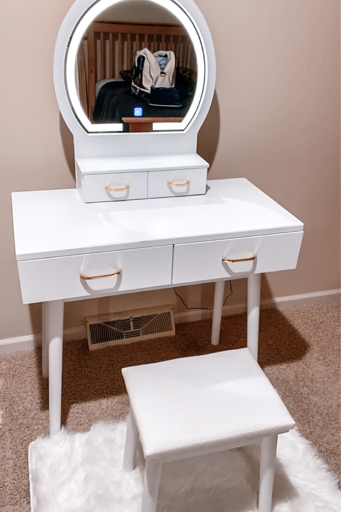 Getting ready is 10x more fun with a pretty vanity 🤩

#LTKhome #LTKunder50 #LTKbeauty