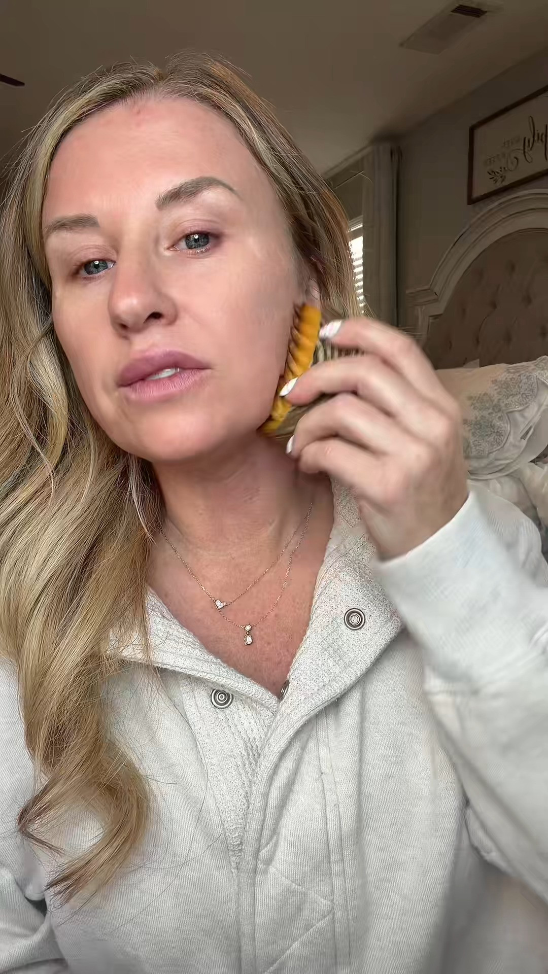 Waking up puffy? Your face might be holding onto fluid 💧

Lymphatic contour brushing can be a total game changer—helping reduce swelling and bring back natural definition ✨

A few gentle strokes in the morning = a fresher, more sculpted look 

 #LTKMothersDay #LTKgrwm #LTKmomlife