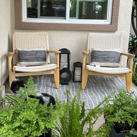Love how cozy my client’s small front patio is looking! 

#summerpatio #patio #outdoorchairs #outdoorfurniture 

#LTKhome