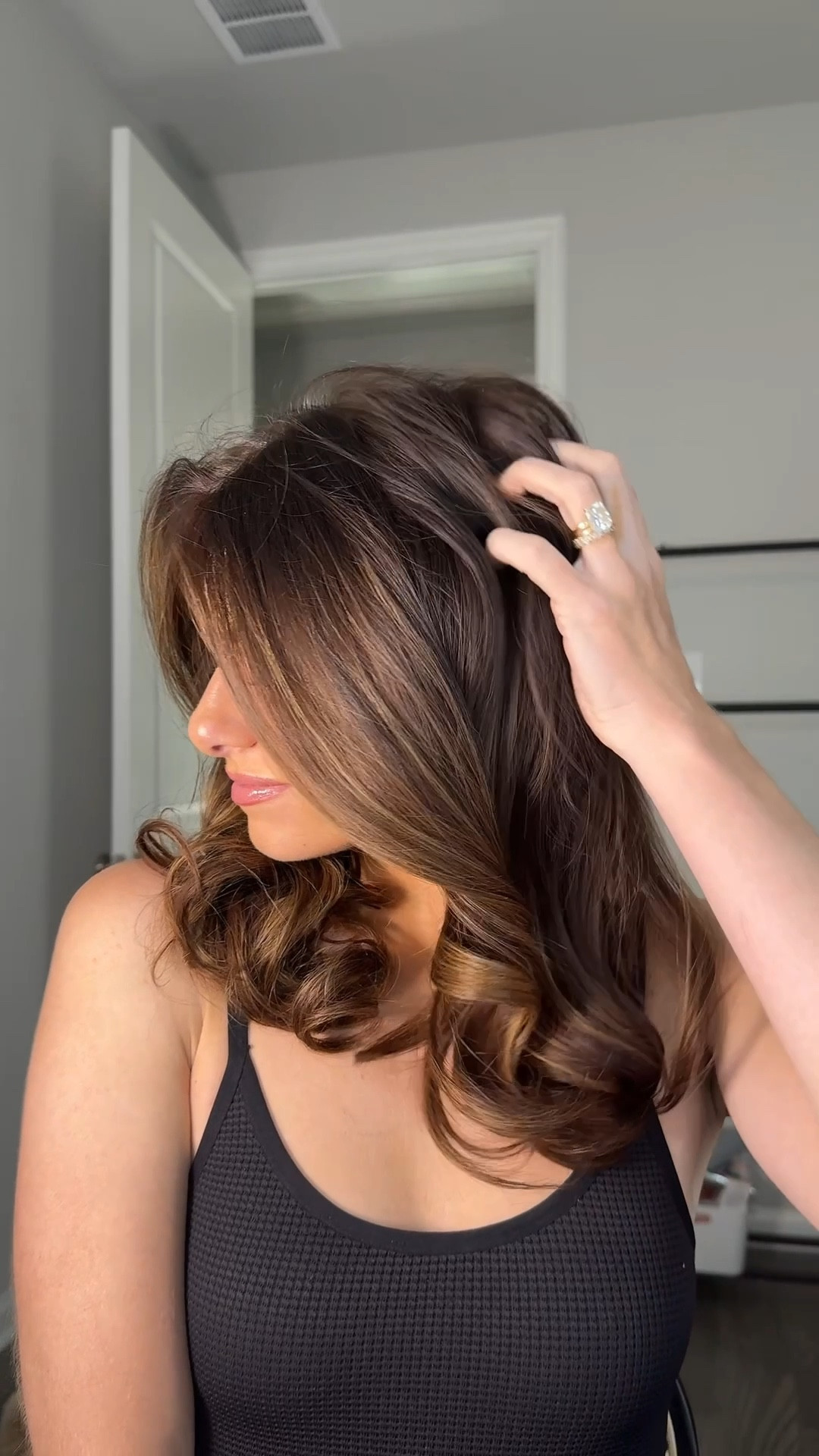 Perfect blowout hair curls 👏🏼

#LTKBeauty #LTKStyleTip #LTKFindsUnder50