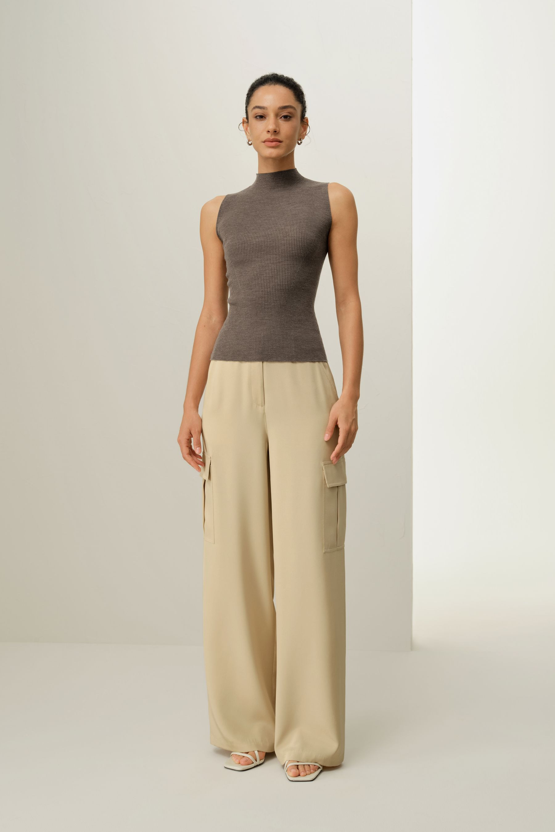 Seamless Knit Washable-Wool Vest | LILYSILK