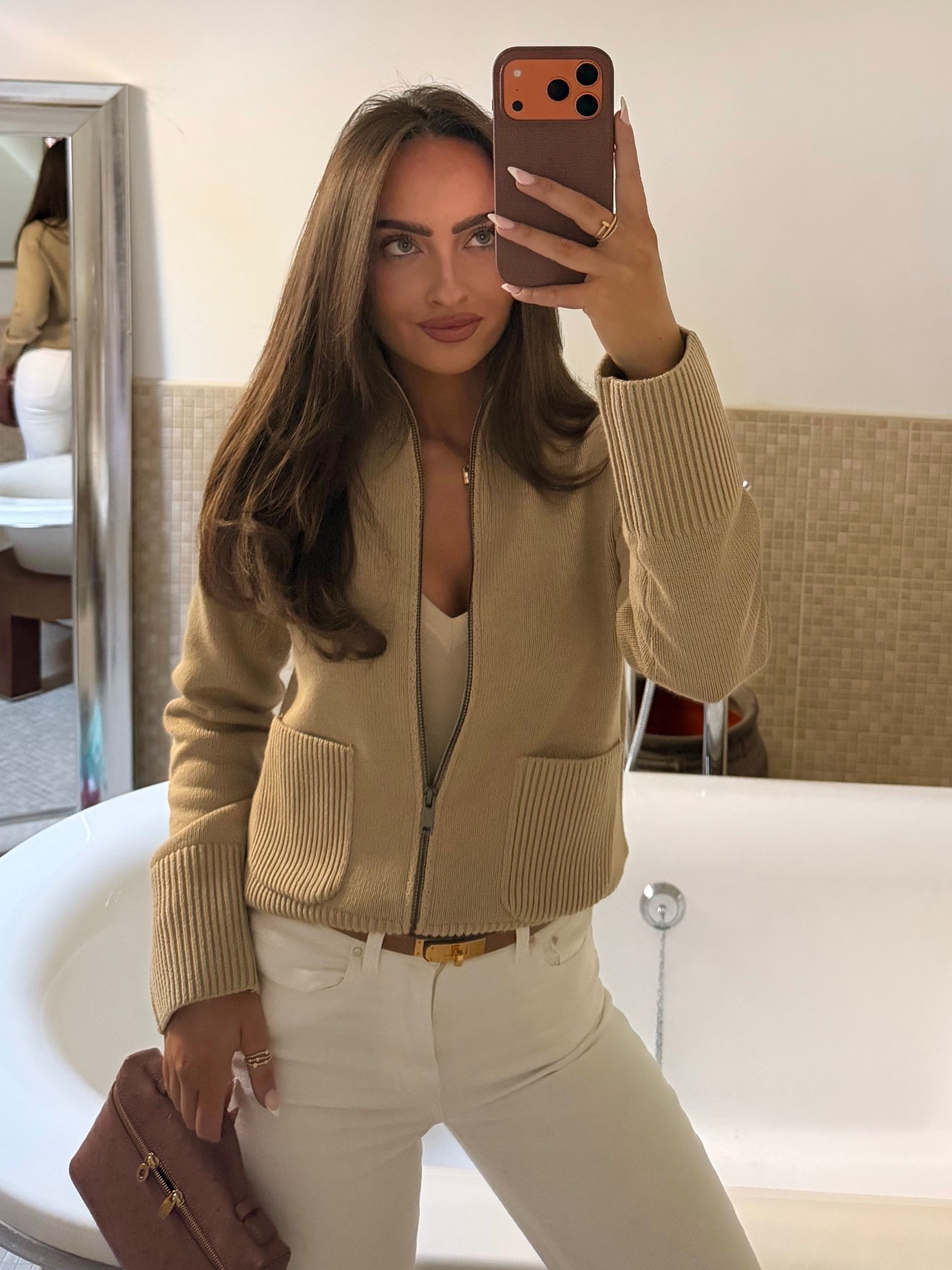 Gorgeous neutrals every day🤍 

#LTKmodest #LTKluxury #LTKstyletip