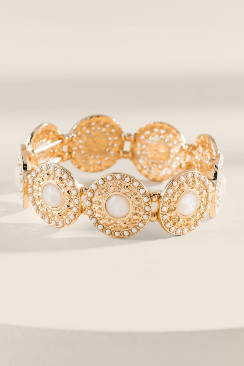 Haden Circle Stretch Bracelet | Francesca’s Collections