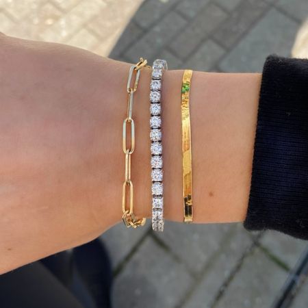 bracelet stack ✨🪩💎



•
•
tennis bracelet, accessories, jewelry, diamond bracelet, outfit of the day, outfit inspiration, ootd, outfit, ideas 

#LTKunder50 #LTKstyletip #LTKwedding