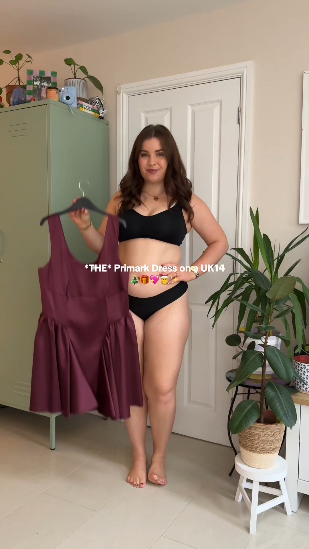 Embellished tights for Christmas party szn!!

#LTKfestive #LTKwinter #LTKmidsize