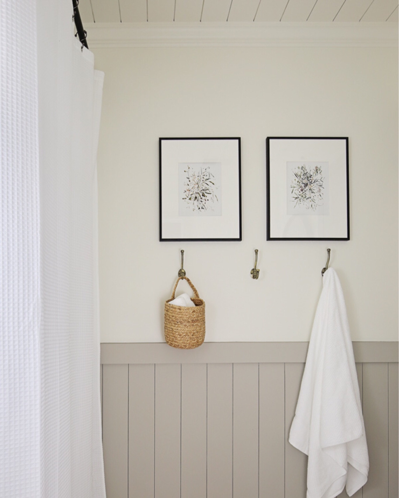 Bathroom makeover decorating.

Floral art juniper print shop

Matted photo frame black 14x18 matted to 8x10 target

Towel hook bronze amazon 

Woven round storage baskets set of 2 amazon

White waffle weave shower curtain 72x84 amazon 

Rust resistant metal double shower hooks amazon 

Corner shower curtain rod 36x36 black finish amazon 

#LTKhome #LTKfindsunder50 #LTKsalealert