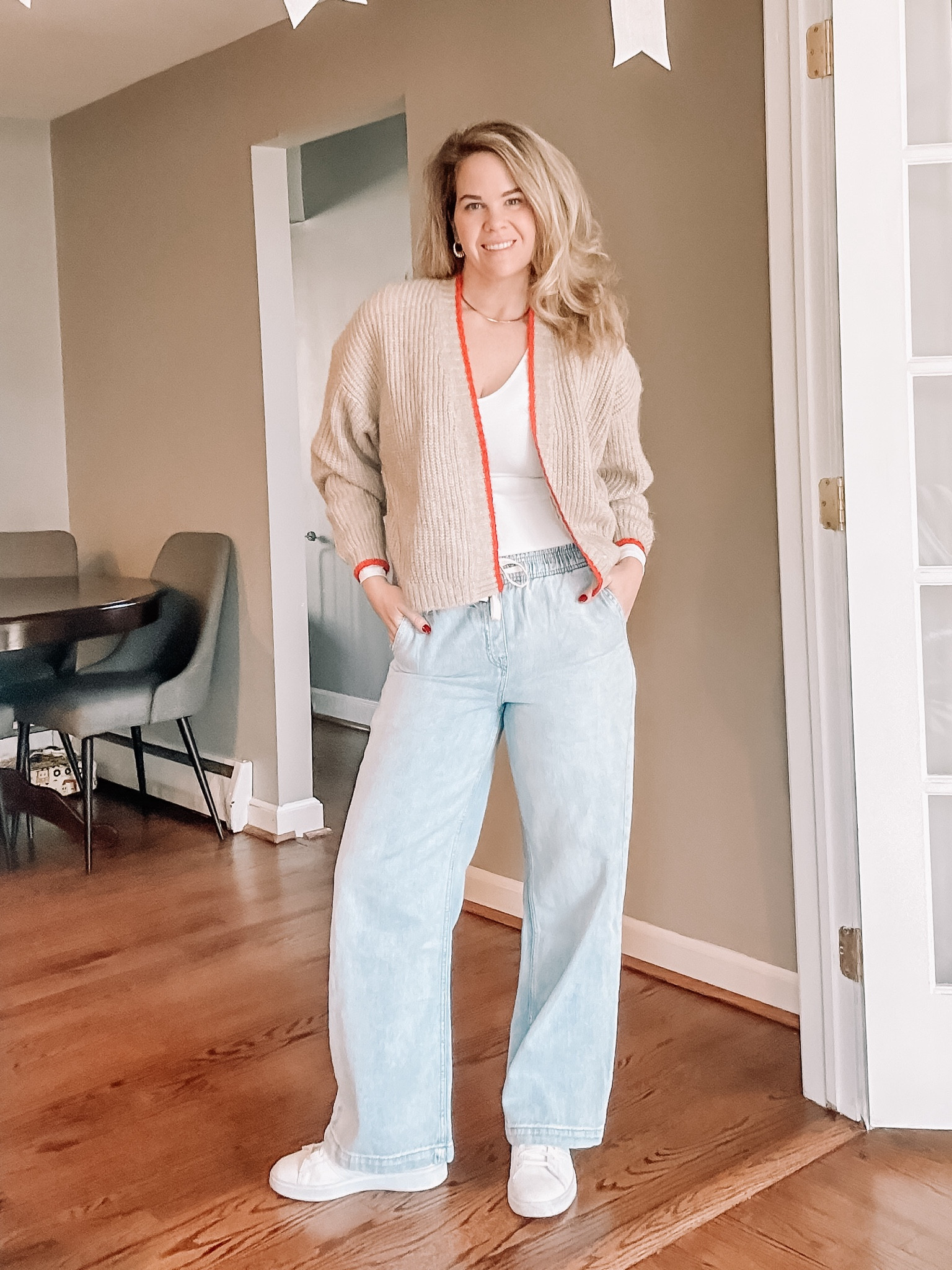 Nothing better than a cardigan with a giant heart on it to get you in the holiday spirit. 
Cardigan- true to size
Bodysuit- true to size
Jeans- size down 

#LTKSeasonal #LTKstyletip #LTKsalealert