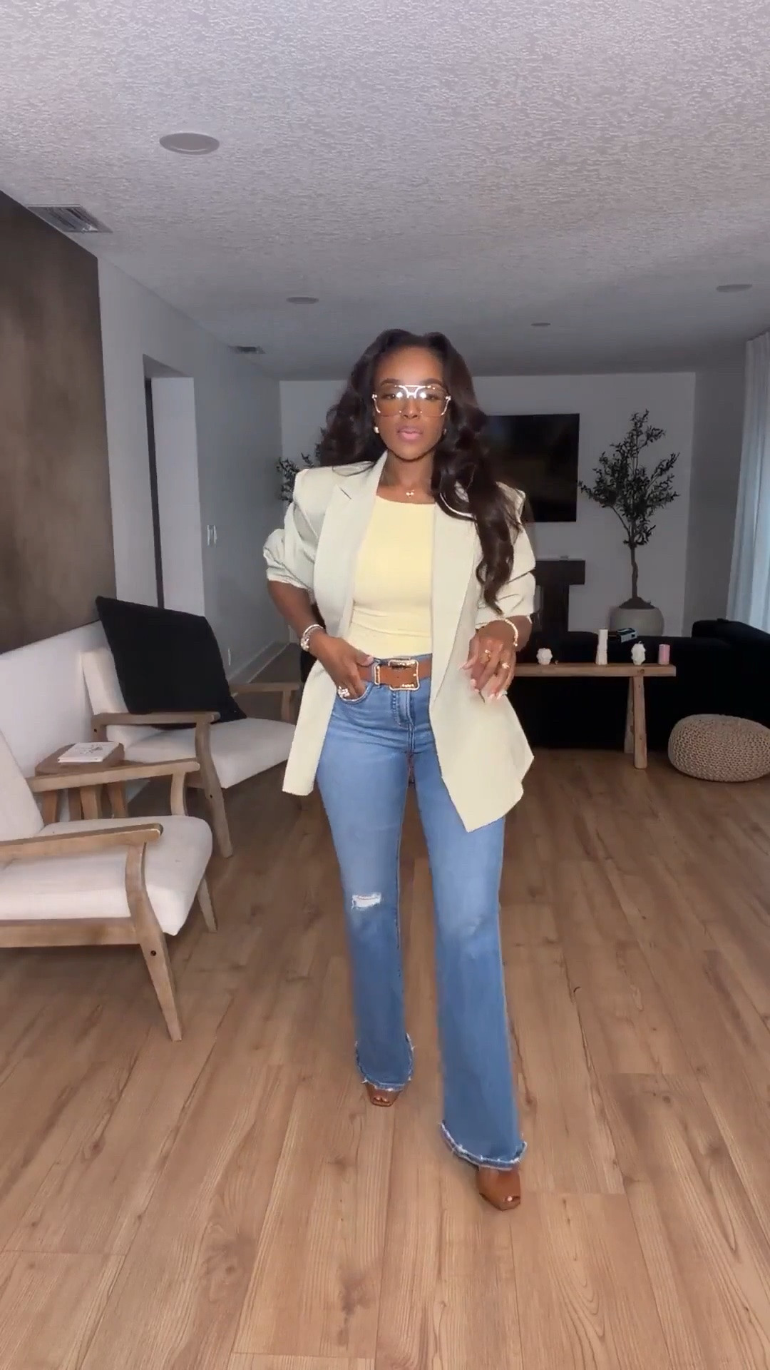 Hi babes! ✨  Everything from this look is linked below! EXACT pieces are linked first. If something is sold out or unavailable, I’ve added SIMILAR options for you. 🤎  Wearing: Size Small | 5’4” | 140 lbs  Scroll to shop! 👇🏽  📲 Download the FREE LTK app & follow @kirasfashionfinds to shop all my daily finds.  xx Kira