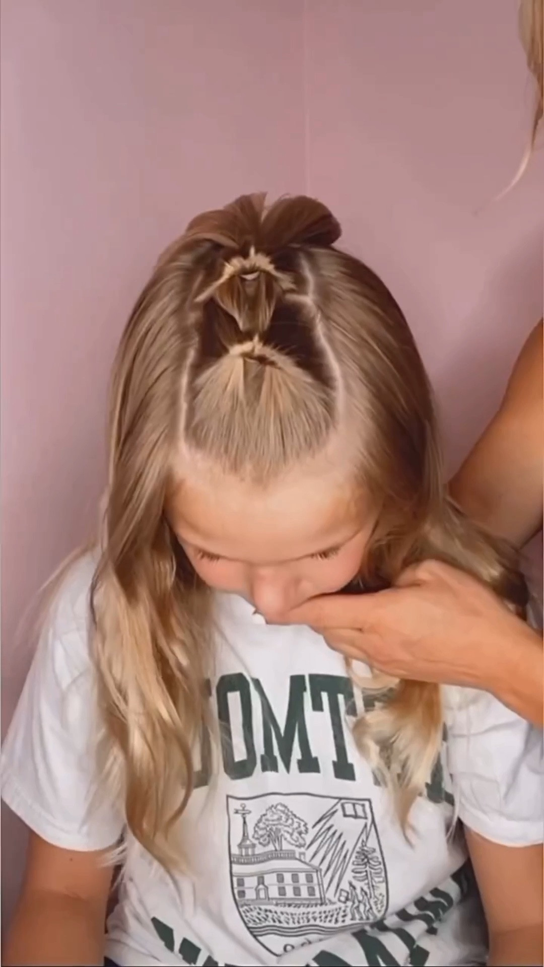 CUTE HALF UP HAIRSTYLE 🩷 Here’s a super cute hairstyle for the summer! I just love how this one looks! I’m sharing my favorite hair products with you, too! Love for you to follow us for daily hairstyles! ✨

#LTKBeauty