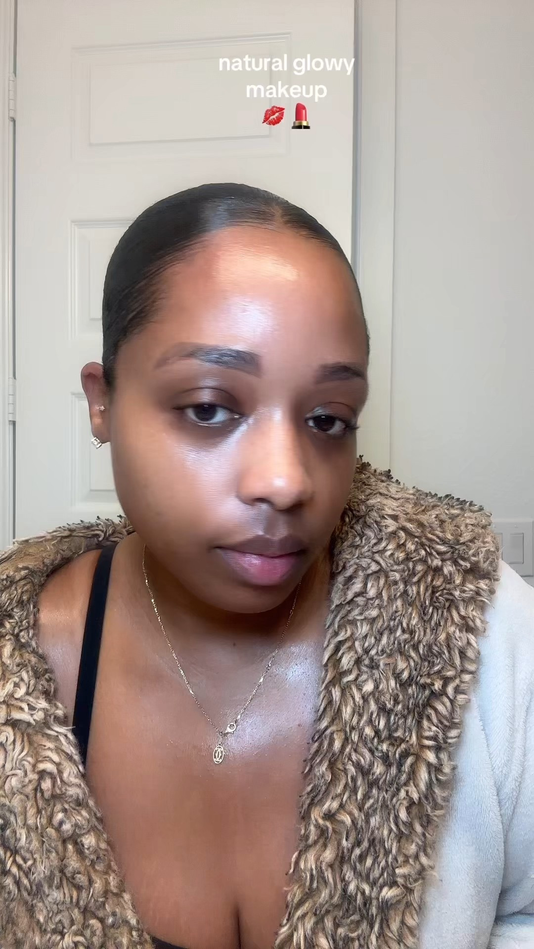 Natural makeup 
Makeup 
Beauty 
Beauty finds 
Glowy makeup 

#LTKFindsUnder50 #LTKSaleAlert #LTKBeauty