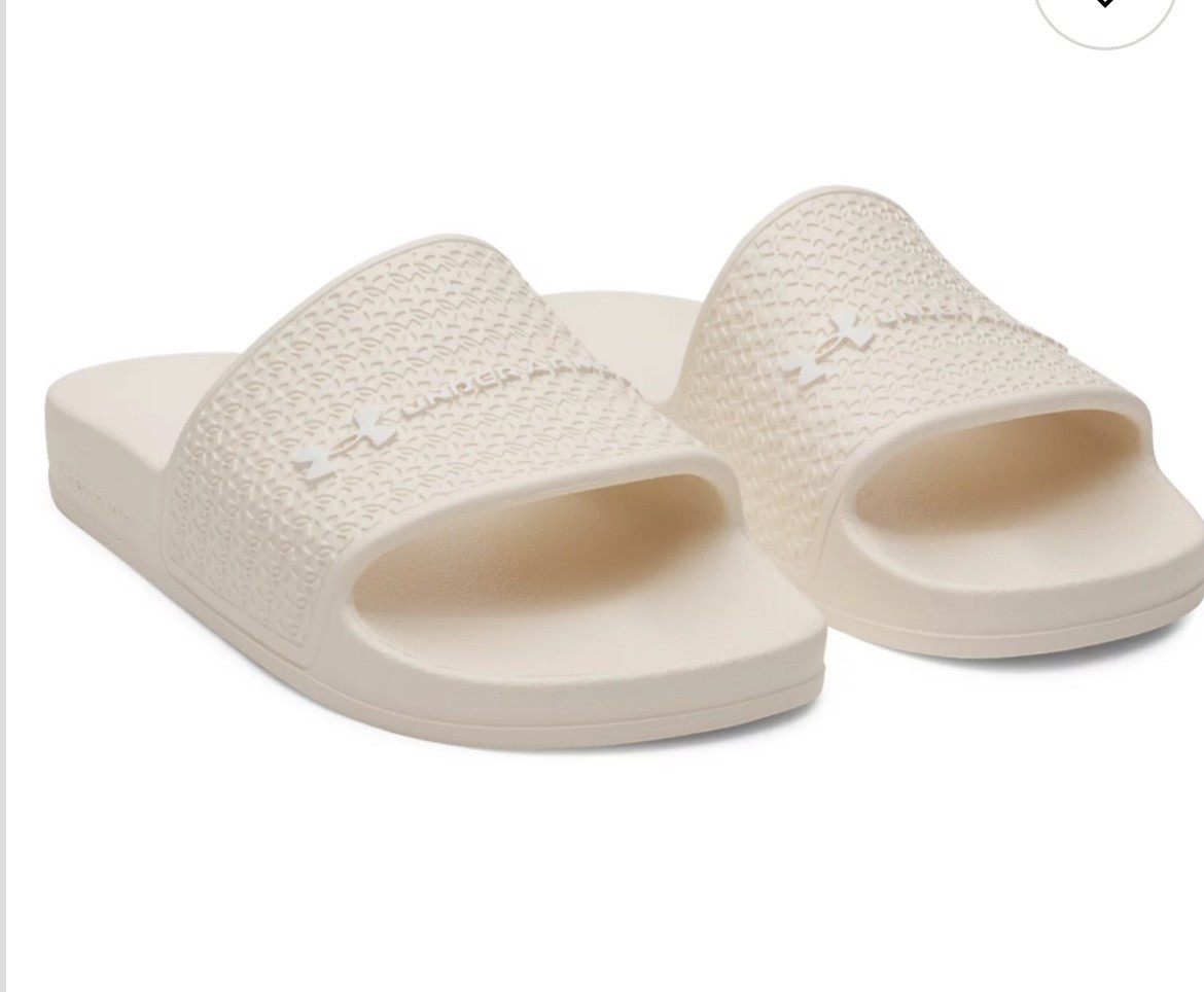 These slides might need to be my new gym slides 