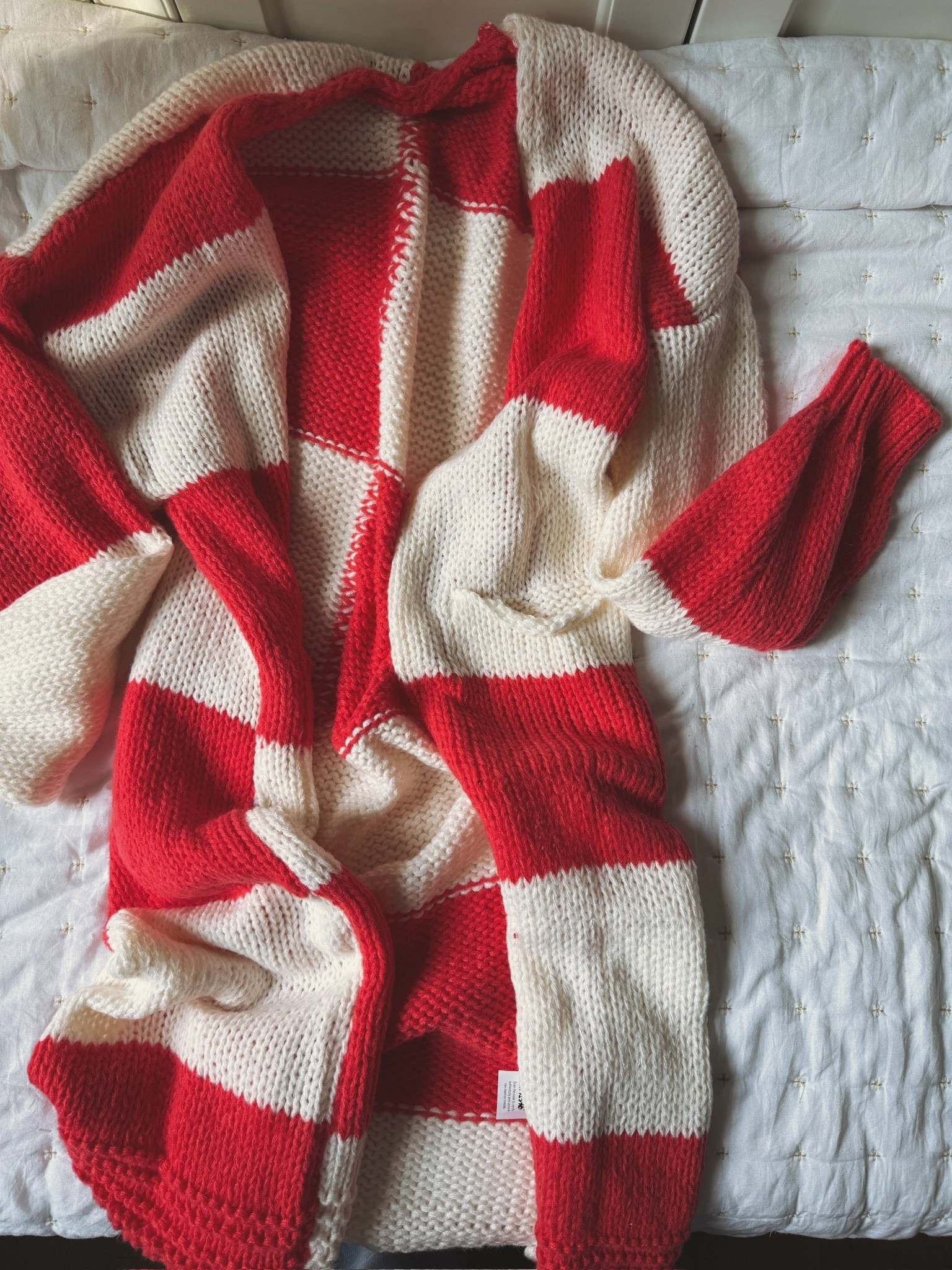 Candy cane cozy! This chunky striped knit from Amazon is giving all the festive feels!

#LTKSeasonal #LTKHoliday #LTKStyleTip