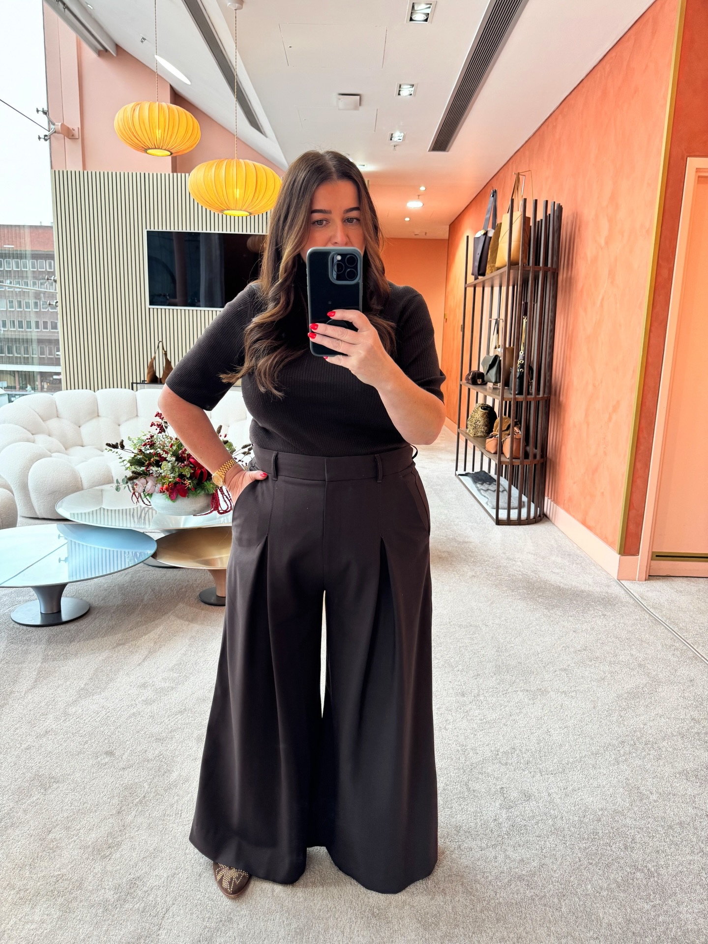 A little reminder… you don’t need a wardrobe full of clothes to be stylish. Instead, it’s about how you wear your clothes and how they make you feel. It’s about curating looks that you’ll want to wear again because they make you feel fabulous. 

As a Personal Stylist, I work with many clients with wardrobes that are bursting at the seams but complain that they aren’t stylish and have nothing to wear. The solution to this is to start with what you already own rather than hitting the shops to solve the problem - because it doesn’t solve the problem, it actually adds to the problem. Wear your favourite outfit and take note of why it makes you feel so good. What elements of it do you like? Then try recreating this with different items in your wardrobe. Photograph each look so you have a record and repeat until you have created a small selection of looks you love using only what you own. Doing this will help you identify the key elements to your style and make building outfits easier. It’ll also help you identify what isn’t working for you in your wardrobe and allow you to edit those pieces out so you’re left with only what works for you and your style. 

Start with what you have and work from there. Curate a wardrobe you love and one that makes you feel fabulous because life is too short for clothes that make you feel bleugh! 

Don’t forget to like, save and share and follow me @clarewatkins_stylist for more style tips and advice 

STYLE NOTES: I’ll share on the LTK app. Download and follow me or click the link in my bio. 

personal styling - women’s styling - women’s stylist - styling - style inspo - personal stylist - personal shopper - style inspiration - image consultant - style coach - stylist - fashion stylist - wardrobe stylist - style advice - style inspiration 
.
.
.
.
.
#clarewatkinspersonalstyling #styletips #styleadvice #fashiontips #fashionadvice