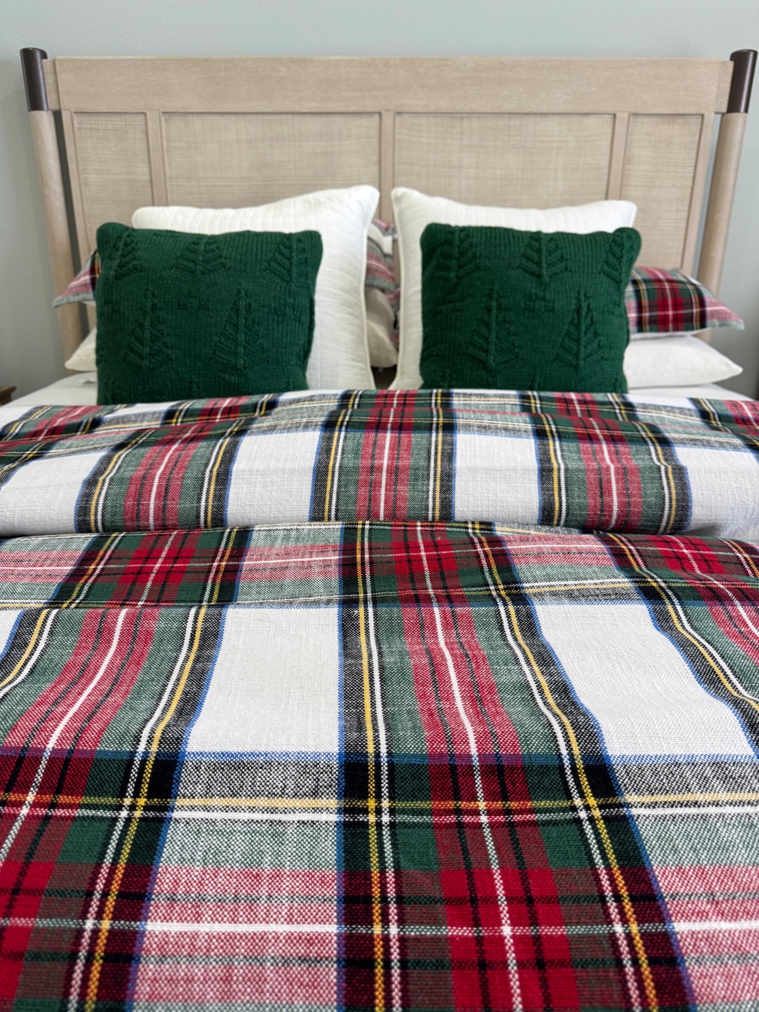 it’s time 🎄🎅

#LTKCyberWeek #LTKHome #LTKHoliday