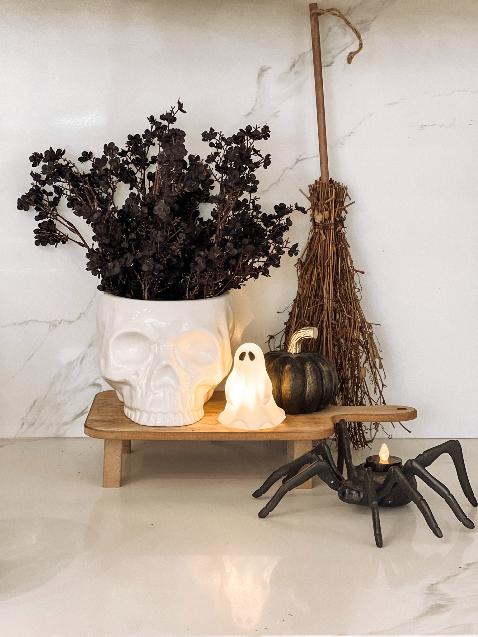 Halloween kitchen corner style 

#LTKSeasonal #LTKhome #LTKstyletip