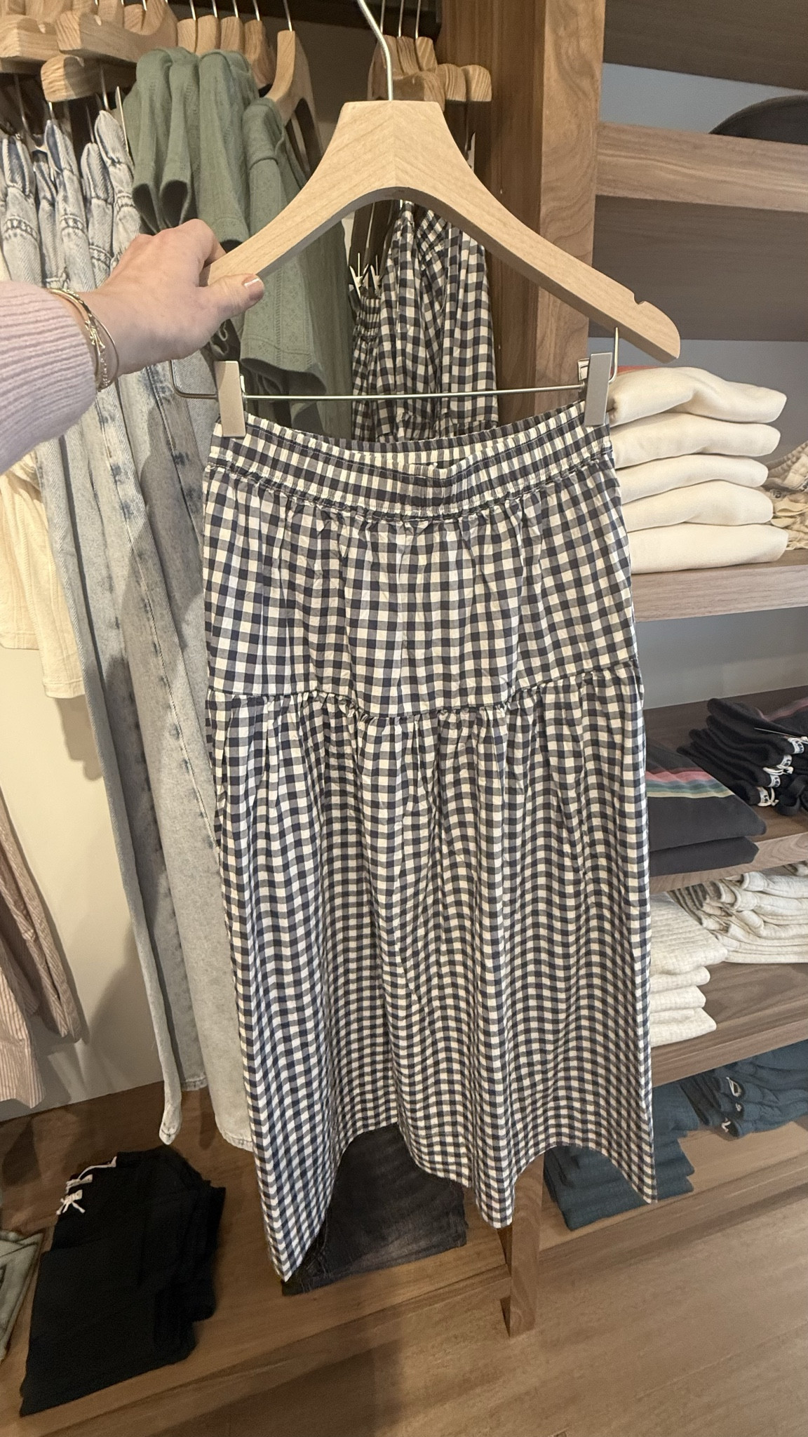 This gingham maxi skirt is freaking adorable for $108 and it comes in 3 other colors! And there’s a black gingham that’s on sale with a matching top! 

#LTKSaleAlert #LTKWorkwear #LTKootd