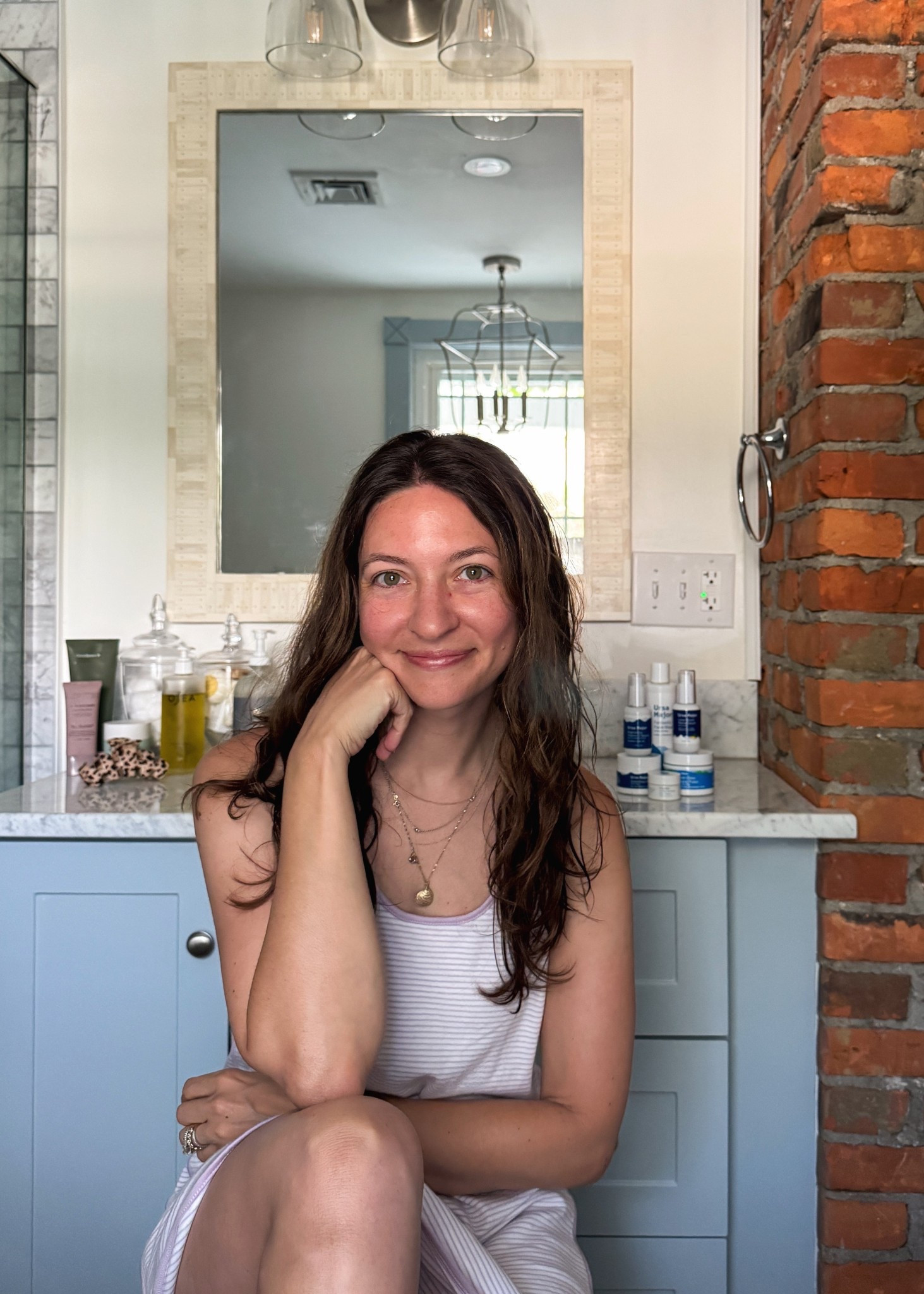 I love clean beauty & while I have my favorites, like this Fantastic Face Wash, I love trying new products, too! I’ve been using a few new-to-me products like this luxurious Golden Hour Recovery Cream & this Retinal Superbloom Serum & my skin has been so happy! 

#LTKFindsUnder100 #LTKHome #LTKBeauty