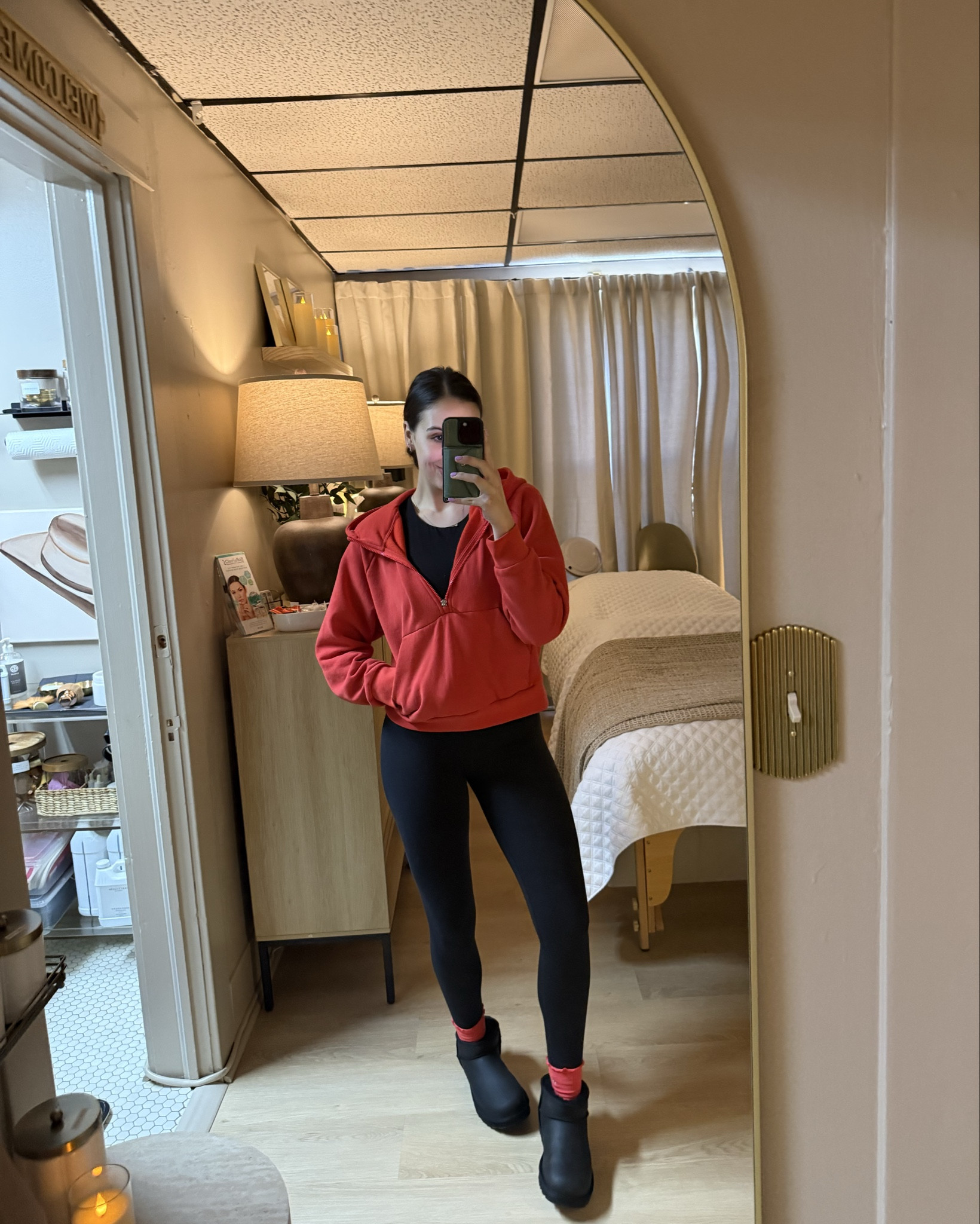 big fan of red lately ❣️

Leggings: small
Jacket: medium

#LTKActive