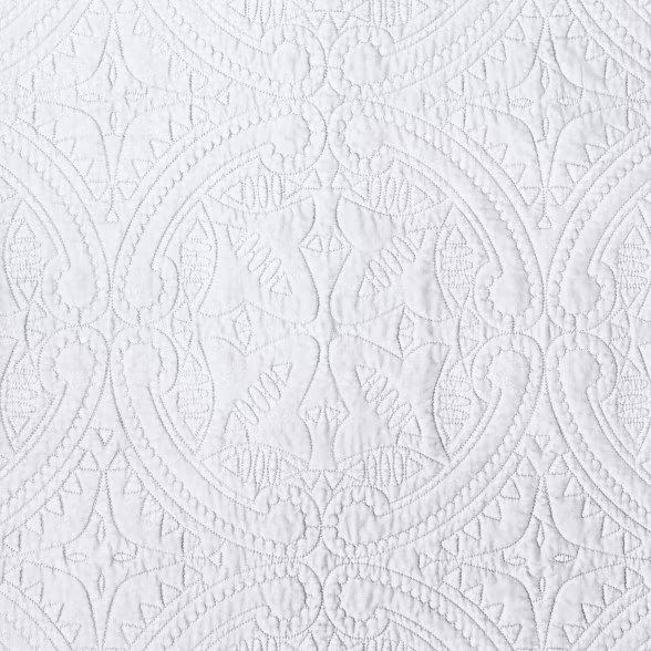 Stitched Medallion Quilt - Opalhouse™ | Target