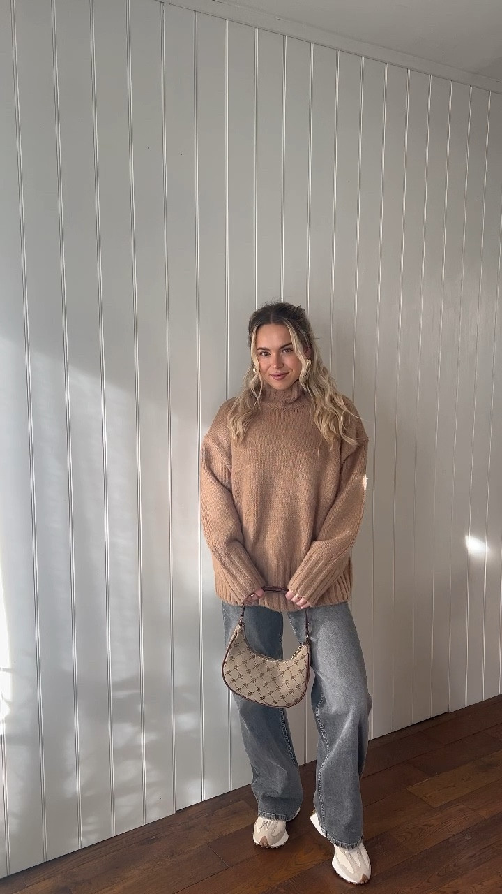 an outfit I’ve been wearing on repeat 🐪 🩶

• H&M jumper & jeans 
• mango bag 
• adidas trainers 


Camel jumper, beige jumper, cosy outfit, grey jeans, mango 90s handbag 

#LTKVideo #LTKfindsunder100 #LTKSeasonal

#LTKautumn #LTKbag #LTKshoes
