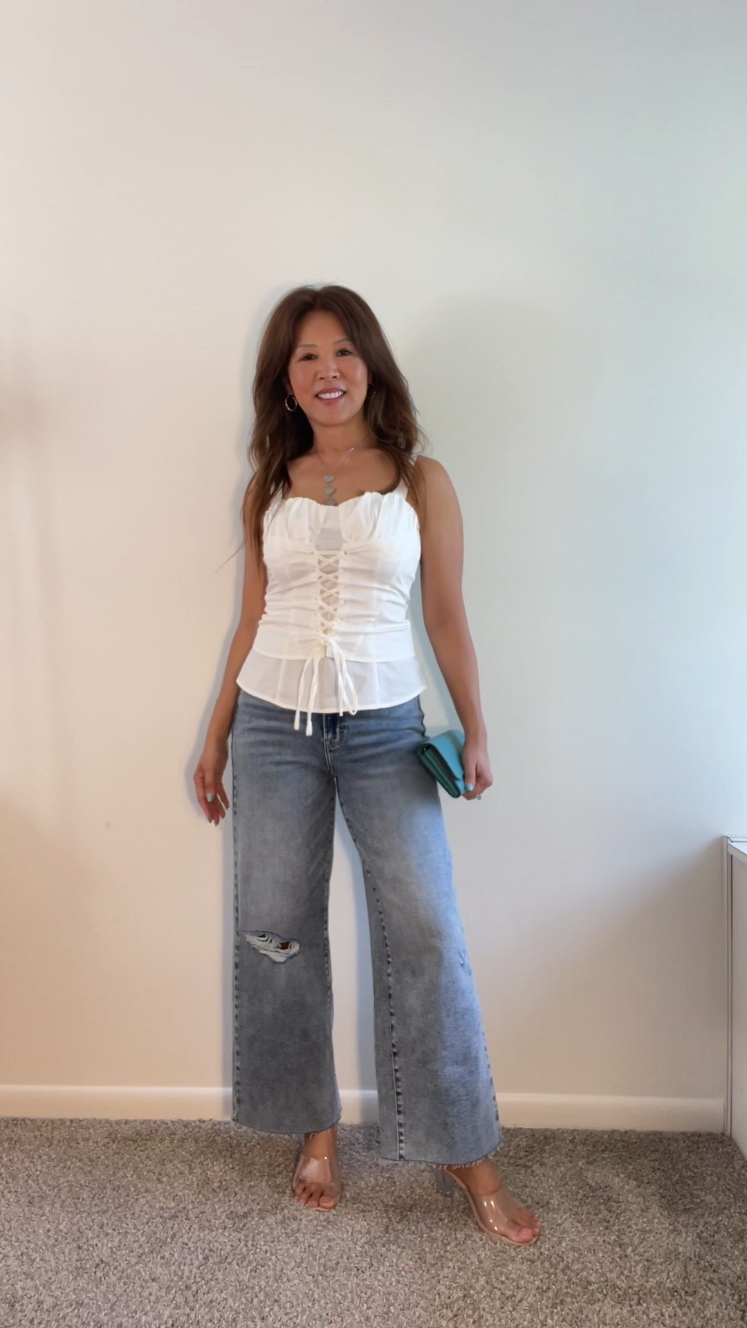 The cutest corset top with High rise wide leg jeans from VICI 
USE DC myfashionjen30 

I’m wearing small top and size 27 jeans ( jeans a bit loose on me)
For your reference, I’m 5’3 and 118 lbs 
