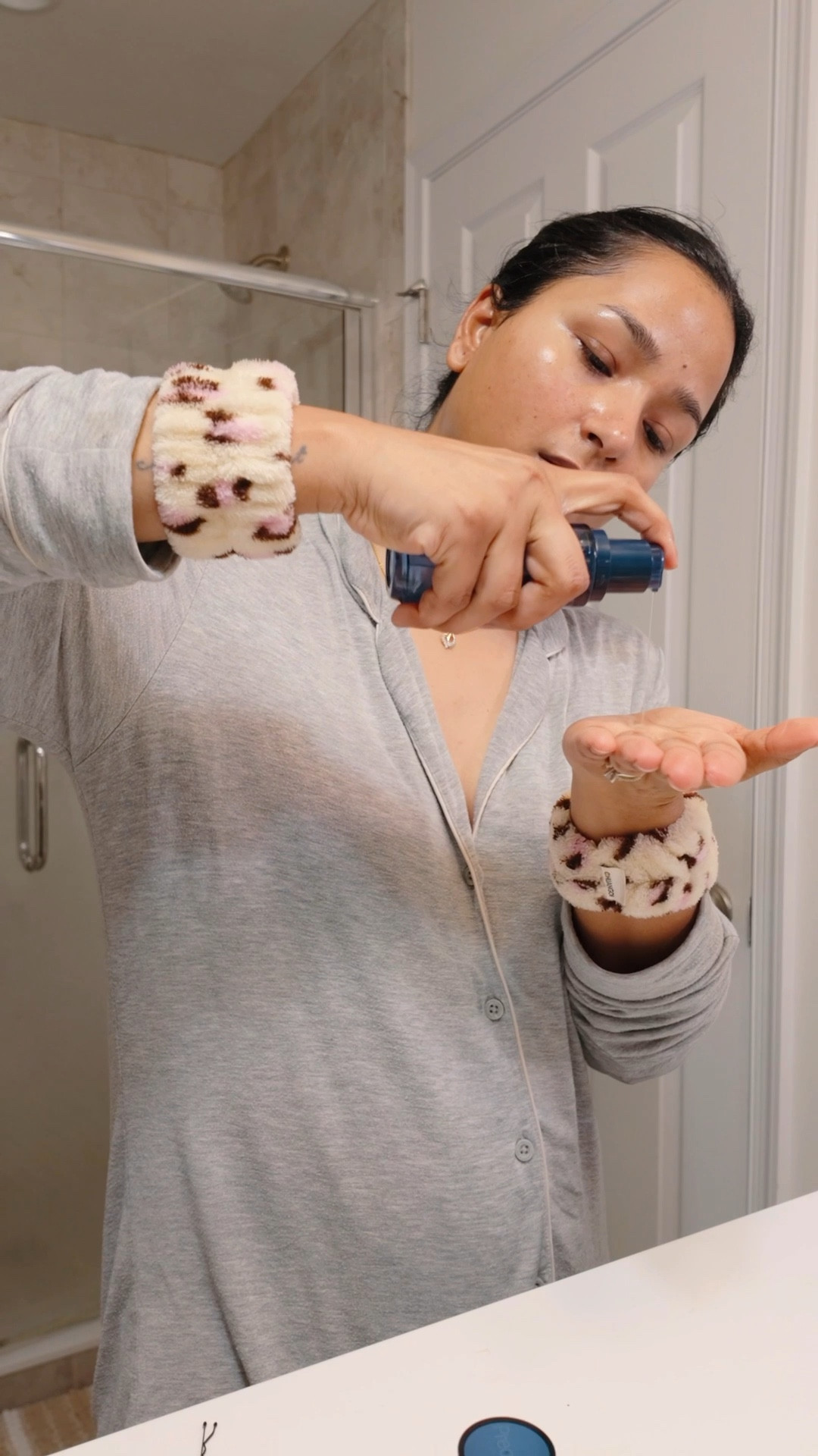 Night routine when I don’t go to the gym 💕💕 

Night time skincare 
Skincare in 30s
Minimal skincare
Skincare routine 
Mature skincare 

#LTKFamily #LTKBeauty