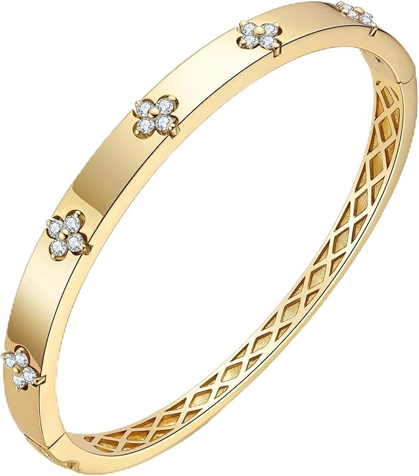Premium Clover Bracelets for Women Gifts with Lab-Grown Moissanite|Lab-Grown Emerald|18K Gold Pla... | Amazon (US)