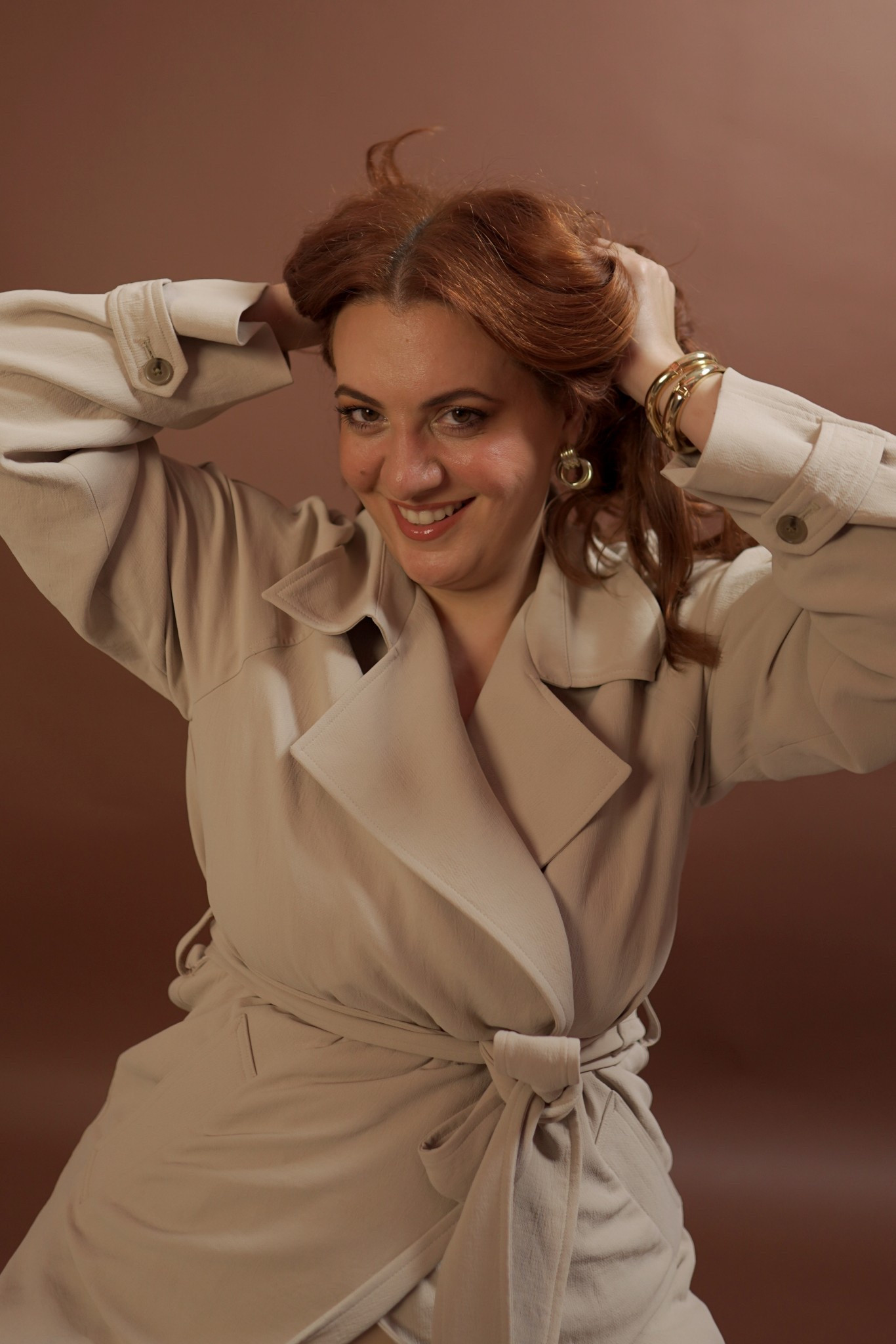 The trench I’ll be living in this fall 🤍
Lightweight, waist-defining, and instantly chic—this is the layer that pulls every look together. I also love wearing it as a dress, it’s not stiff!
#FallJackets #TrenchCoatSeason #MidsizeStyle #EffortlessChic

#LTKMidsize #LTKSeasonal #LTKStyleTip