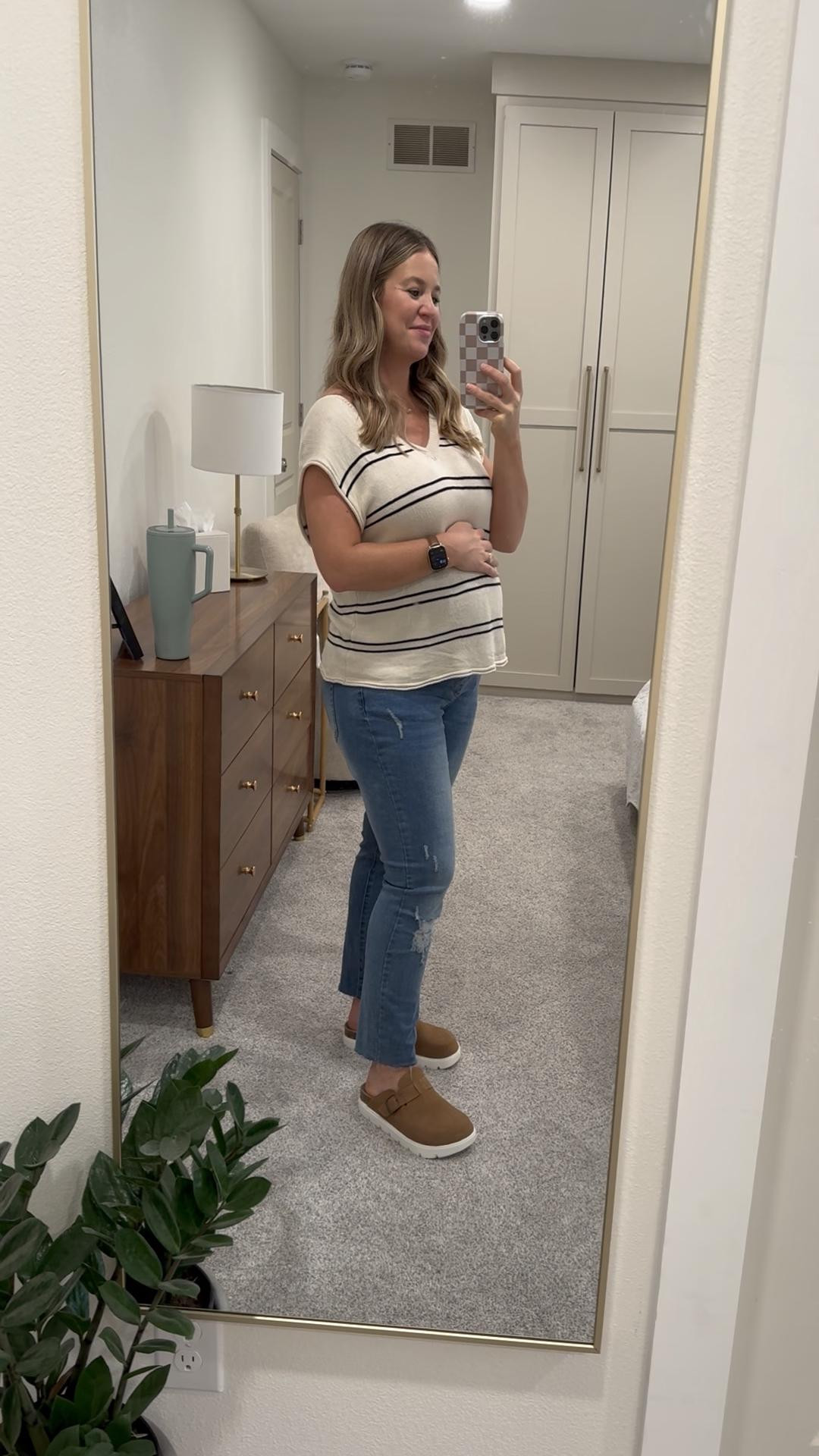 Maternity transition piece from Summer to Fall.

#LTKSeasonal #LTKPetite #LTKBump