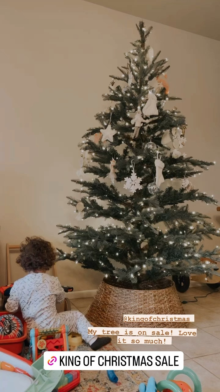 King of Christmas! The most beautiful tree ever! Linking the exact one here! 

#LTKSeasonal #LTKHoliday #LTKhome