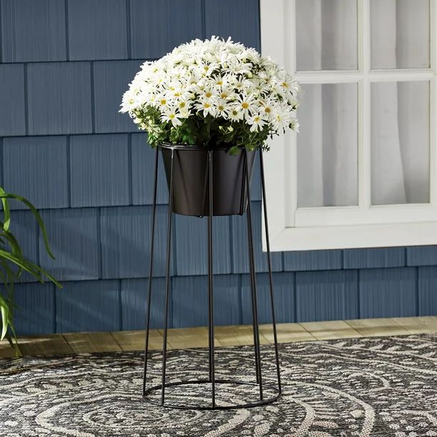 Mainstays Tall Black Metal Trapezoidal Plant Stand, 12 in Dia x 22 in H | Walmart (US)