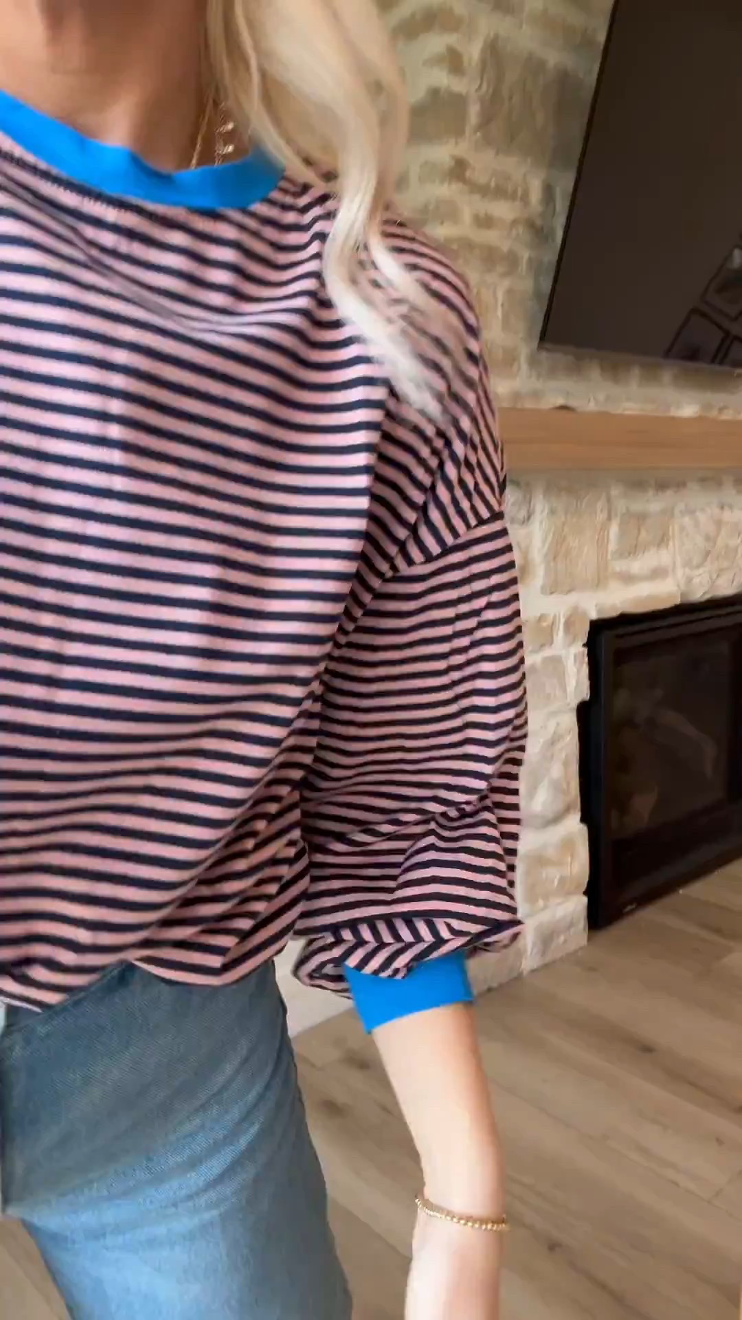 I have purchased this top so many times in all the colors because I just love it! I got a size medium! $20!

#LTKFindsUnder100 #LTKFindsUnder50