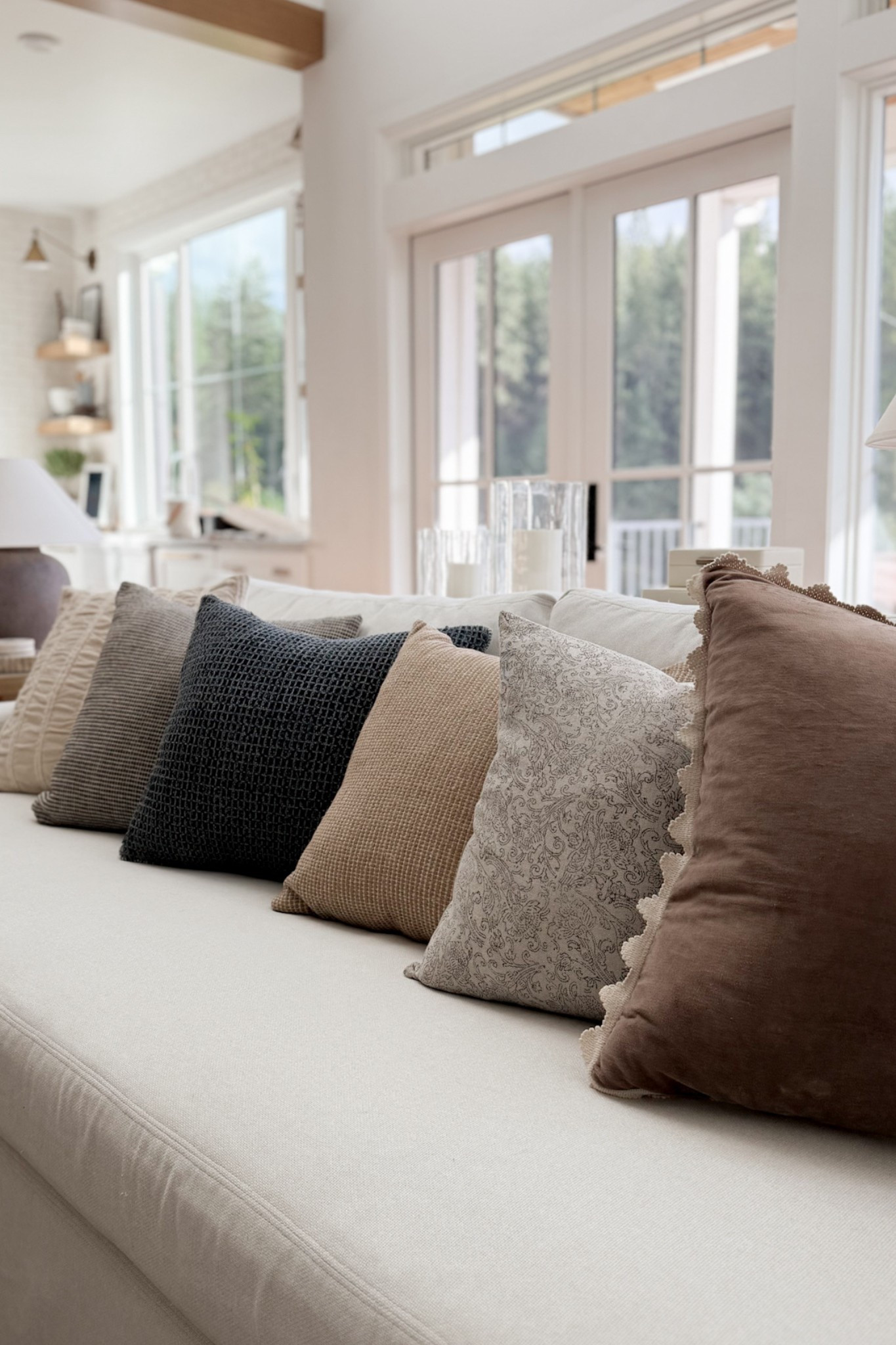 Fall pillow stack! As always, loving the mix of warm and cool tones and all the textures. Several of these are on sale for Labor Day too! 

Pillow cover, McGee and Co, studio, McGee, target, threshold, magnolia, heart and hand, pottery, barn, sofa, York, deep sea, slipcovered, living room, pillows, pillow, insert, Amazon, table lamp ￼

#LTKSaleAlert #LTKSeasonal #LTKHome