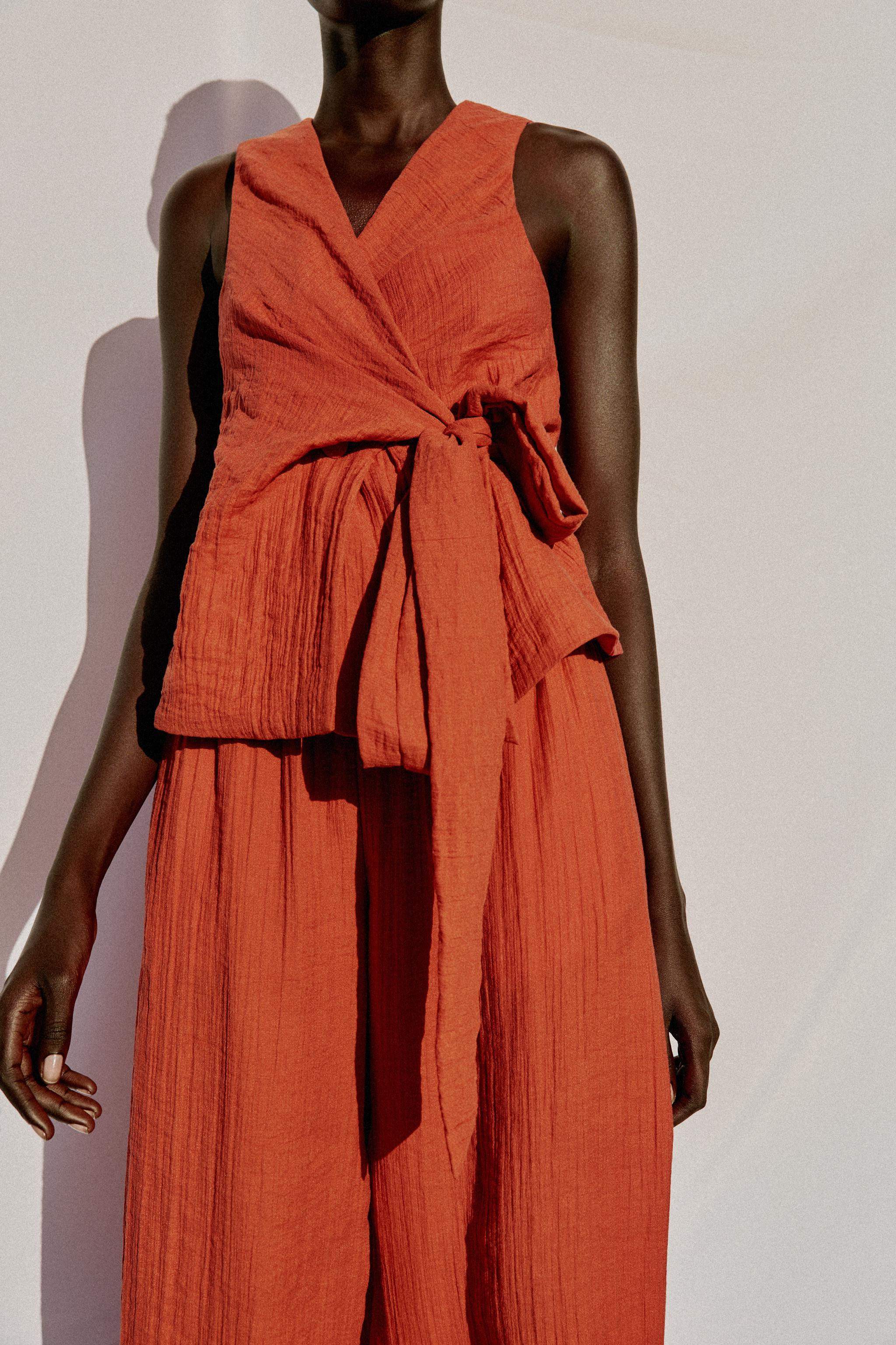 Description | Zara UK
