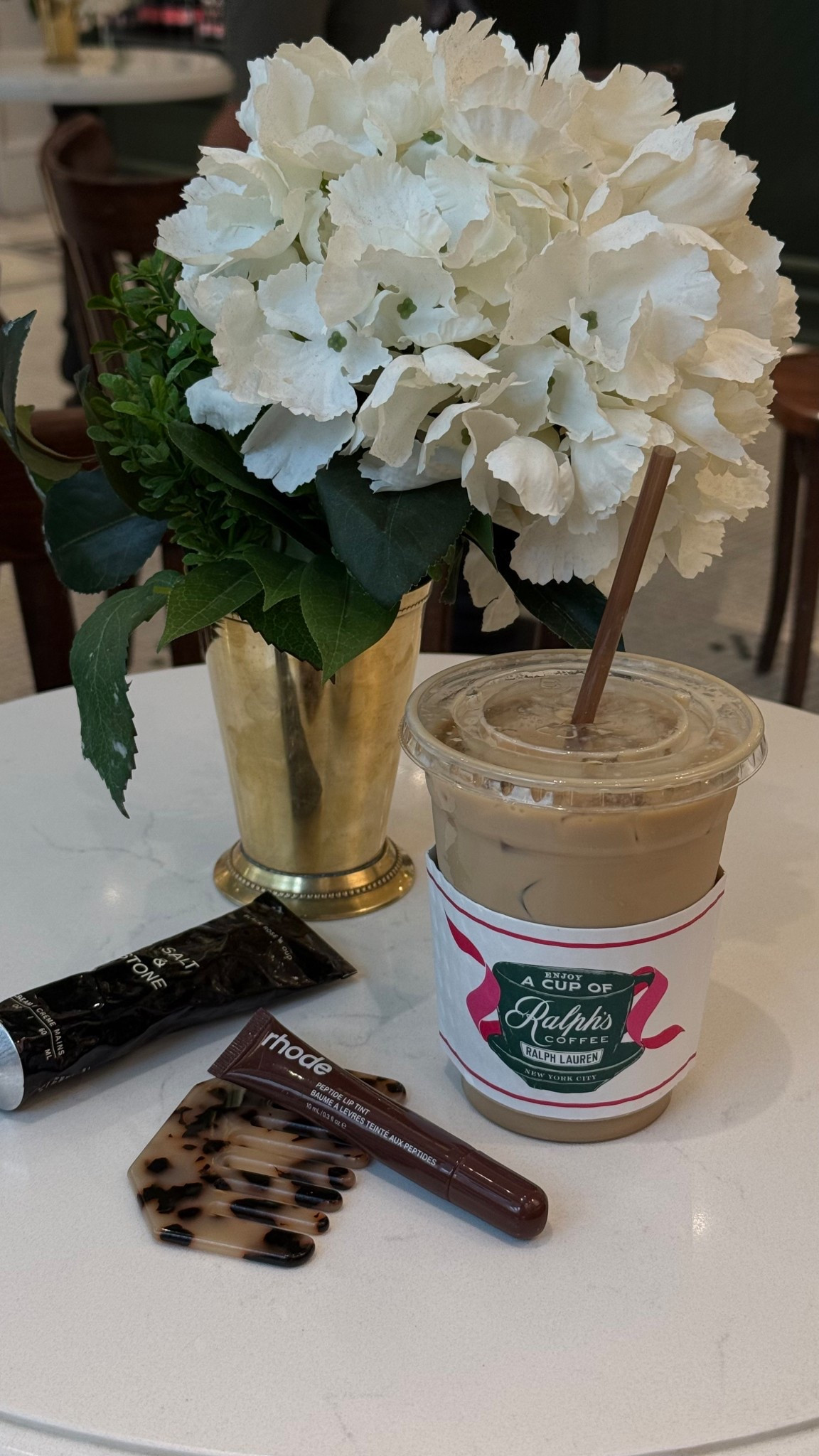 What’s in my bag, coffee shop edit.

Rhode, espresso, brown lipgloss, salt and stone, hand cream, tortoiseshell, comb, hair comb, fall accessories 

#LTKStyleTip #LTKBeauty