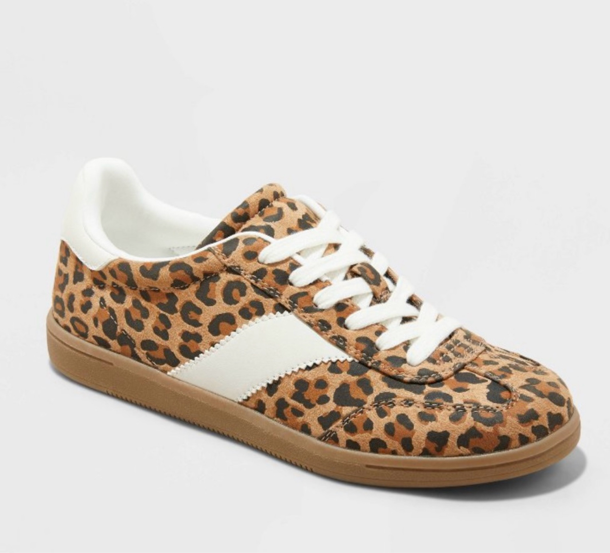 Fun sneakers from Target 🎯 for $34.99